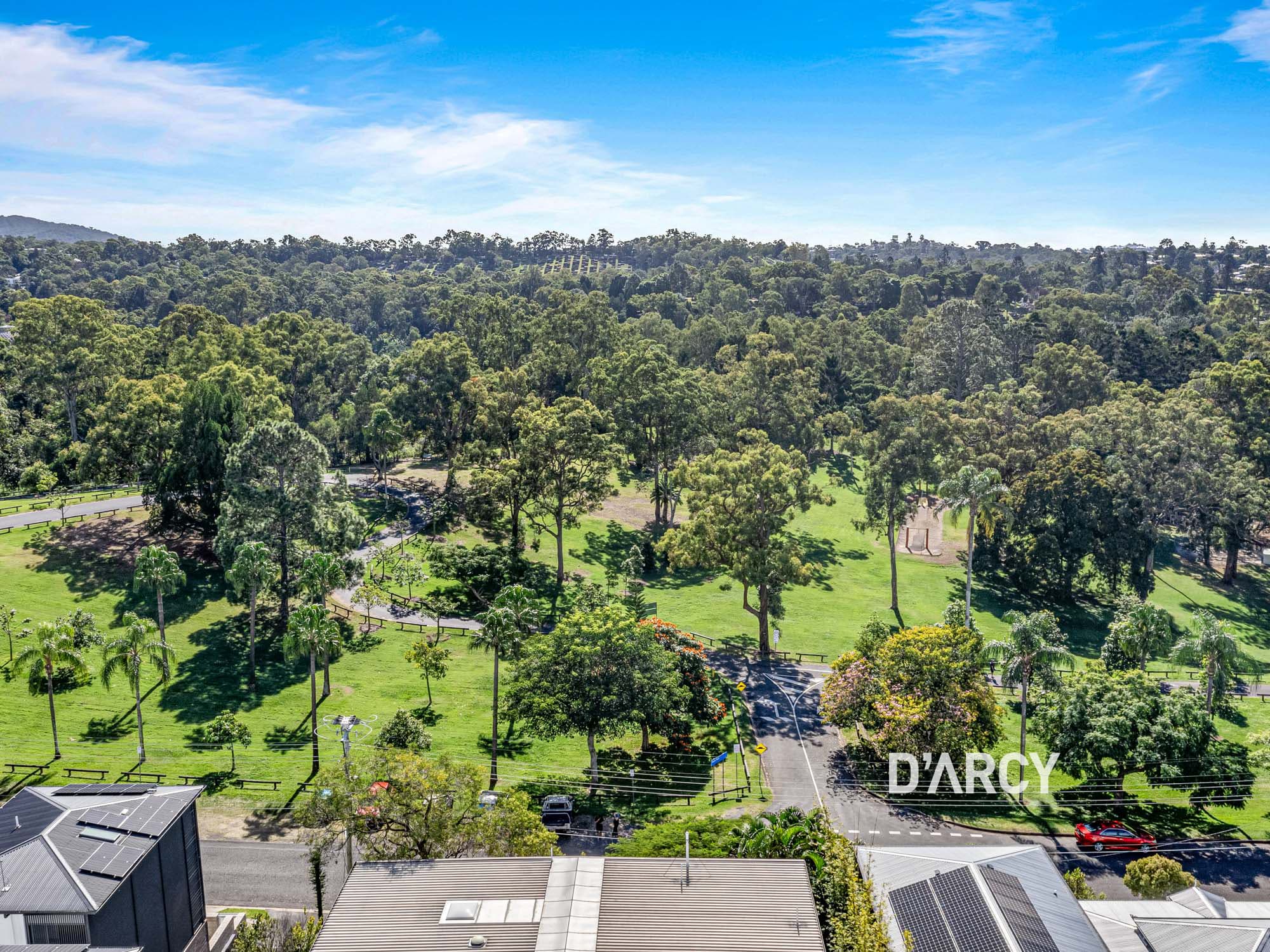 2/38 Wool Street, Toowong — photo 1 of 5