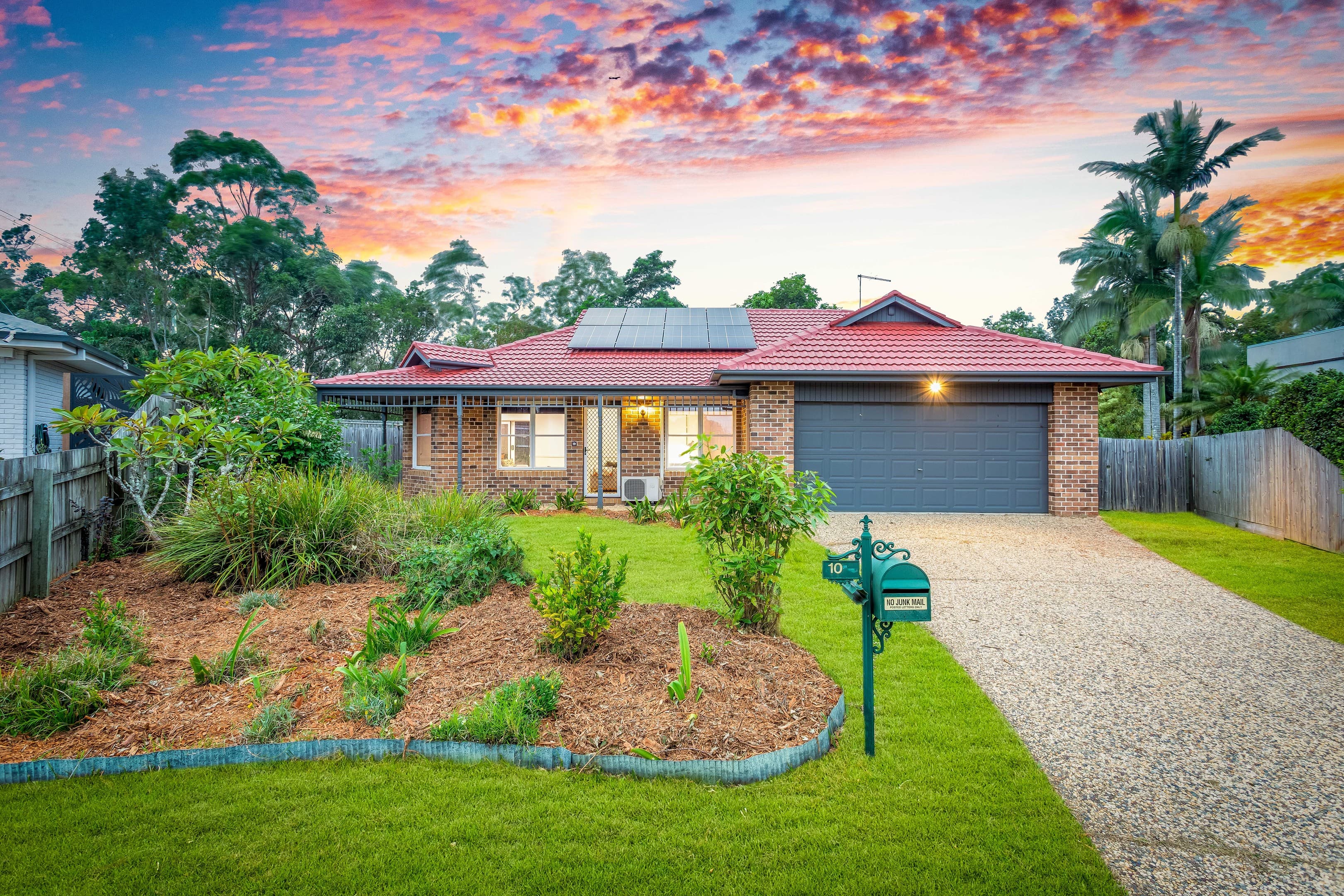 10 Kenwood Court, Kallangur — photo 1 of 5