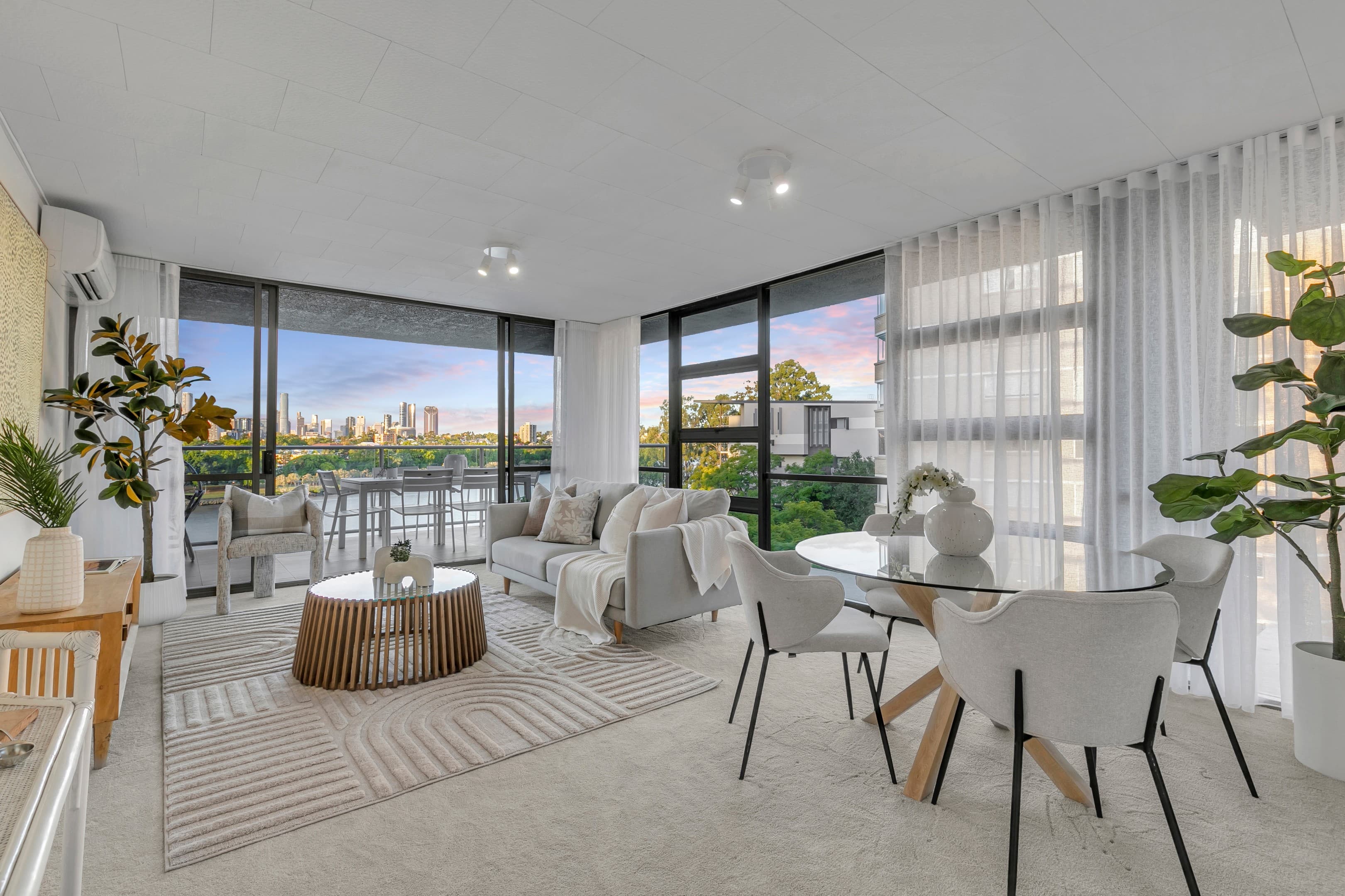 24/72 Sandford Street, St Lucia - Image 1