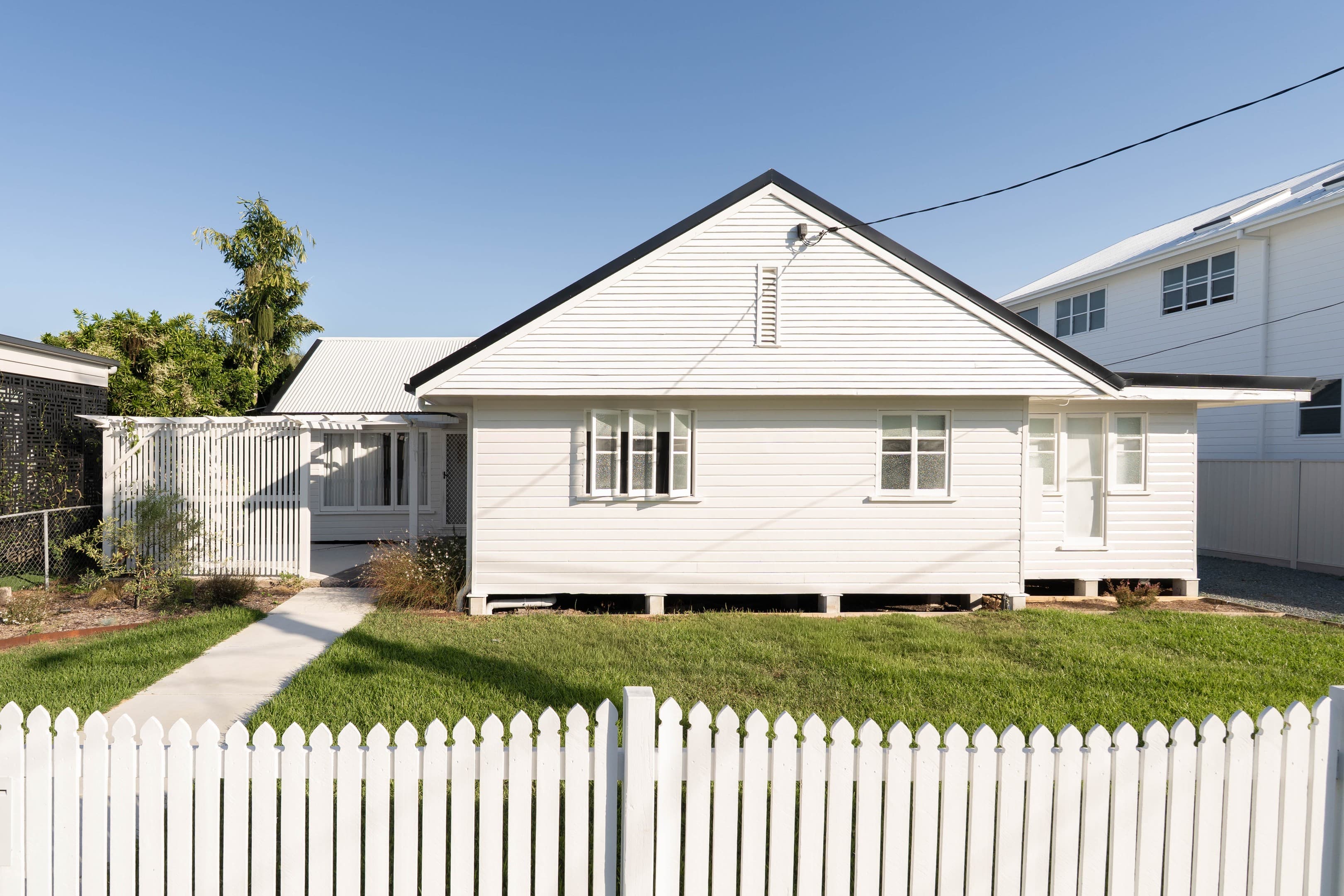 23 & 25 Twelfth Avenue, Brighton — photo 1 of 5