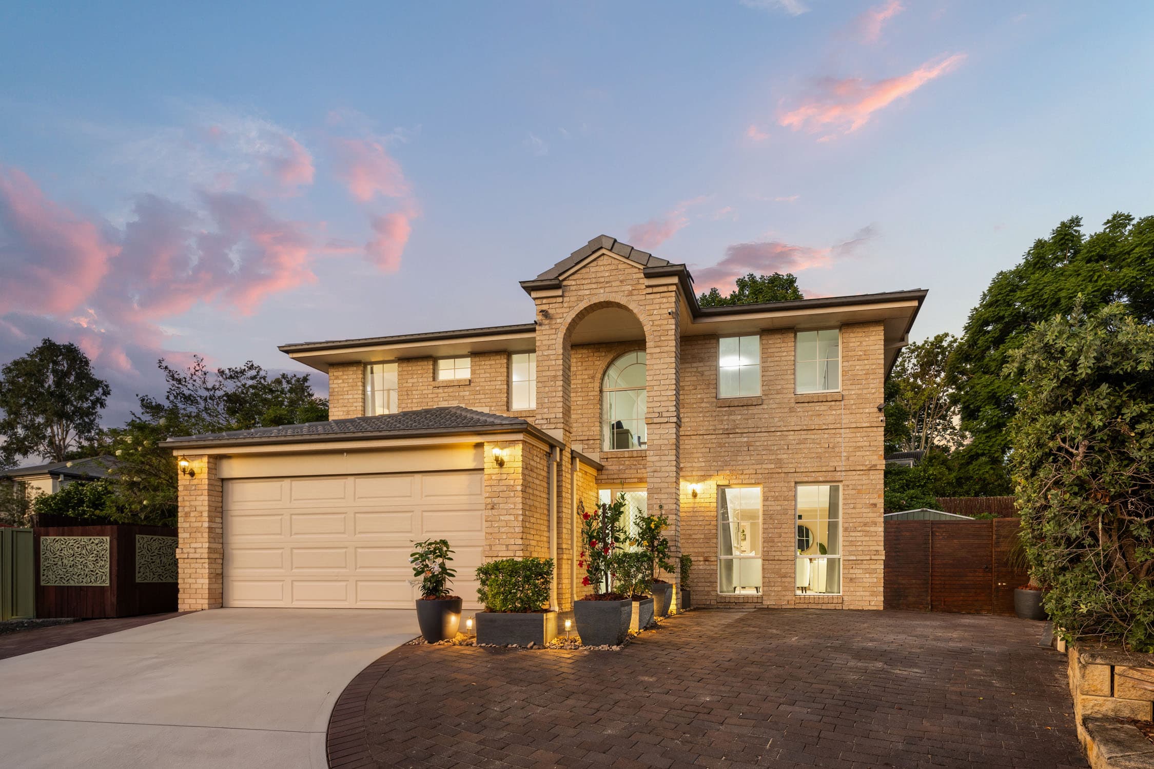 9 Limita Court, Kenmore - Image 1