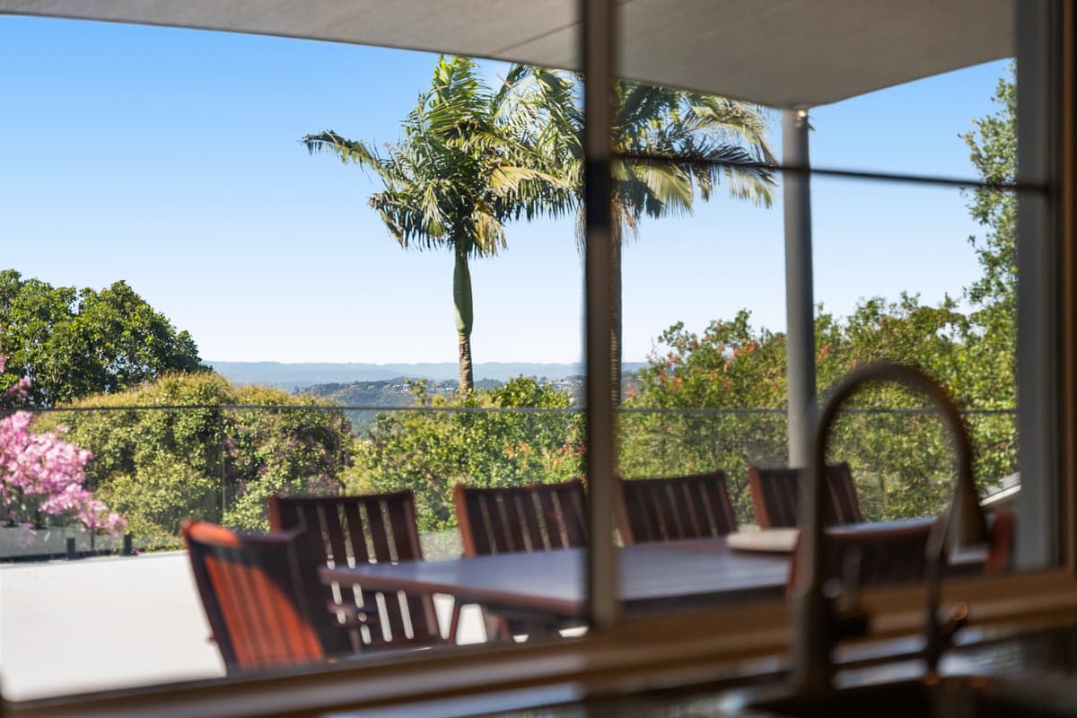 11 Buena Vista Crescent, Blue Mountain Heights - Image 1