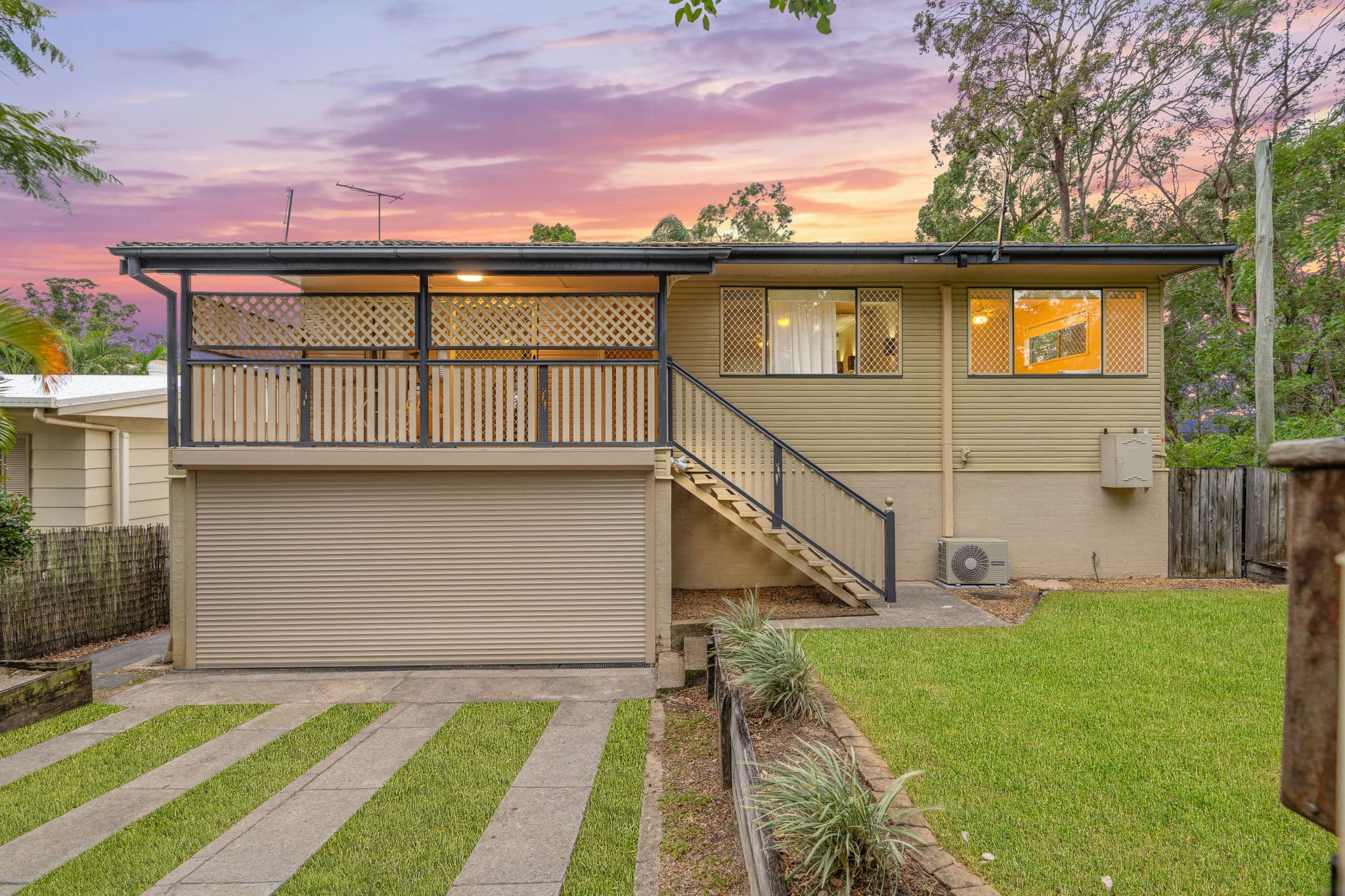 26 David Road, Holland Park - Image 1