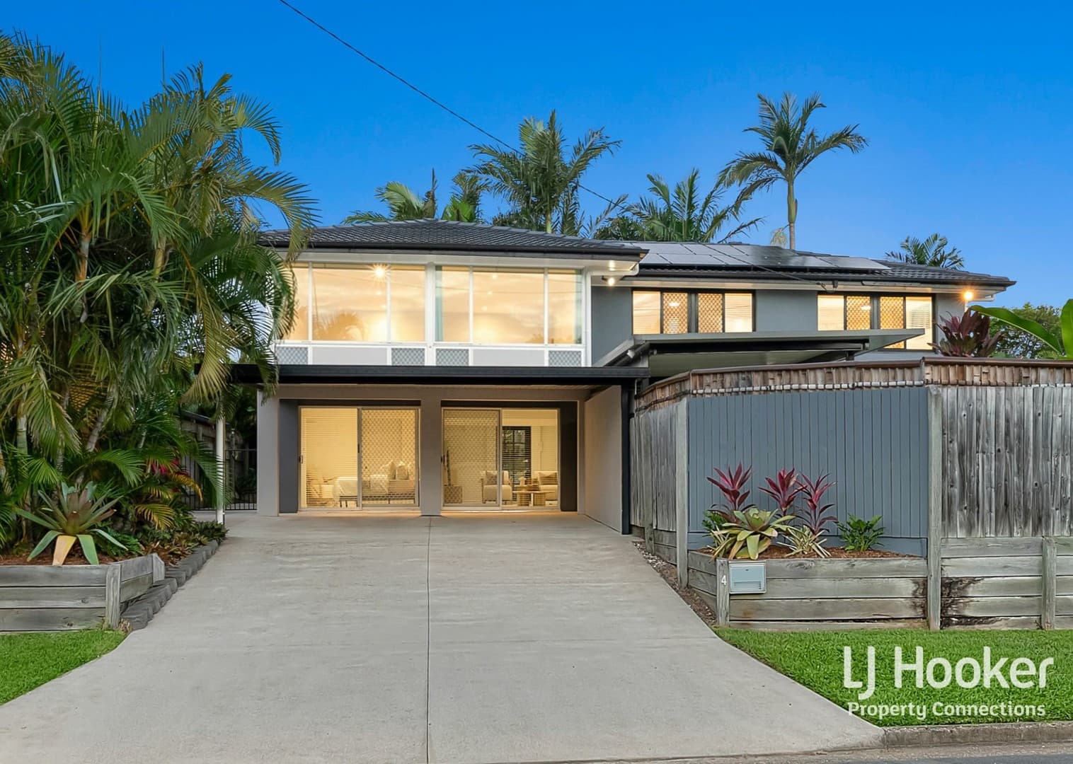 4 Tomanbil Court, Albany Creek, Albany Creek — photo 1 of 5