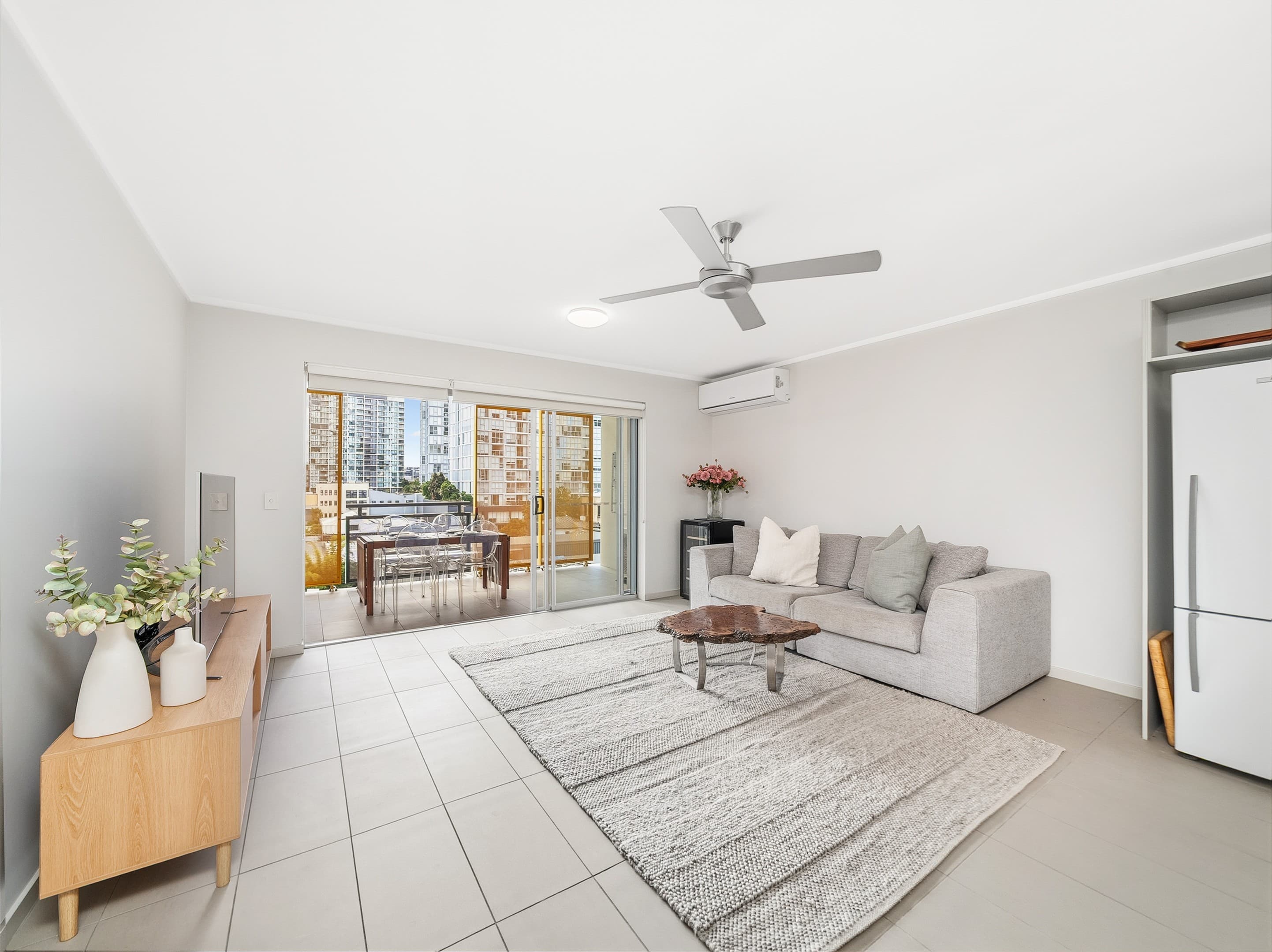 504/19 Masters Street, Newstead - Image 1