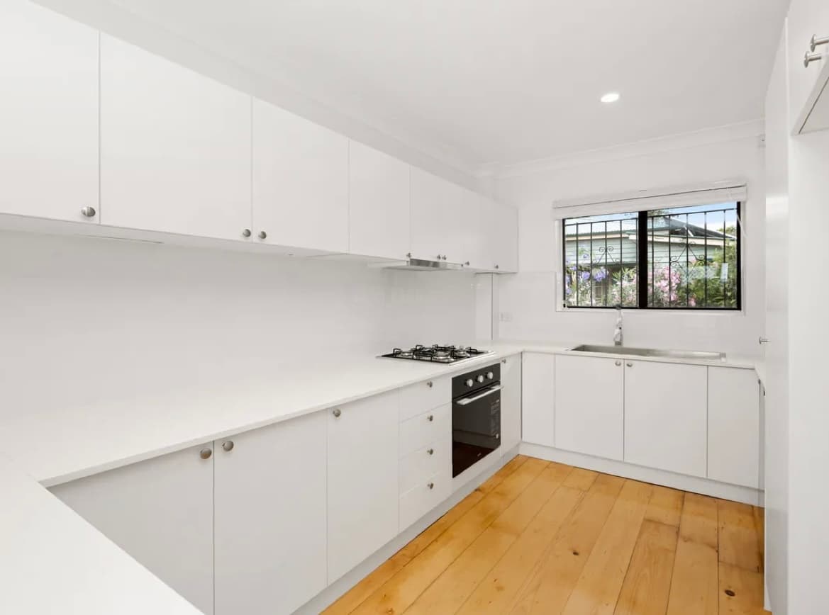 6/10 Fifth Avenue, Kedron - Image 1