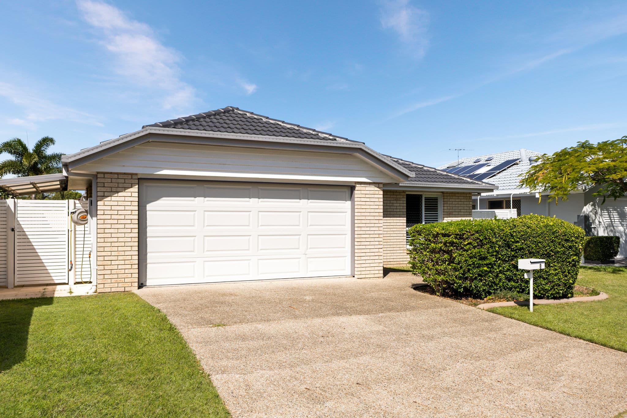 8 Strand Court, Kippa-Ring - Image 1