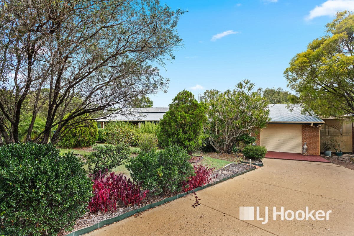 15 Raymont Drive, Glenore Grove