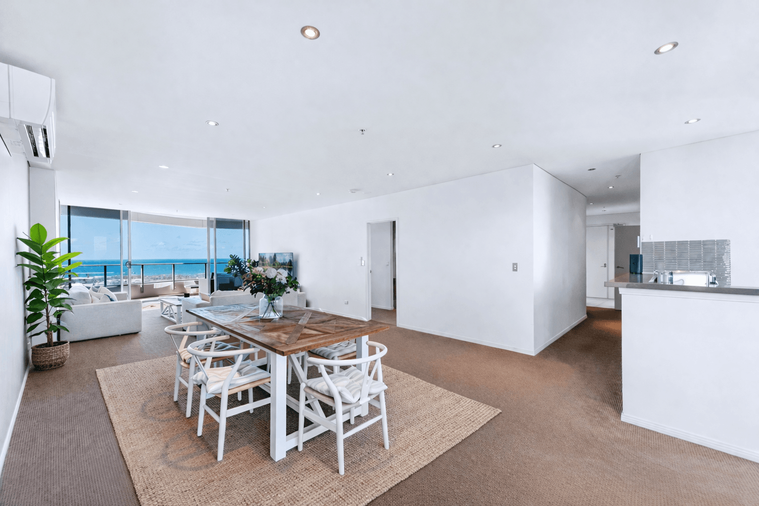 2502/4 Como Crescent, Southport - Image 1