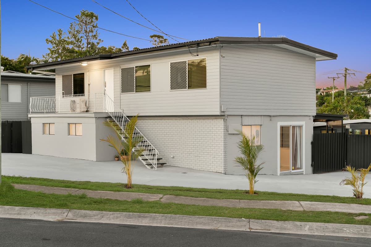 51-53 Roseash Street, Logan Central - Image 1