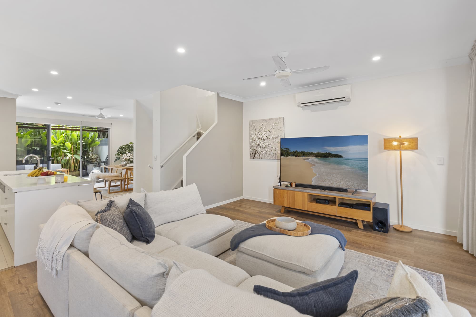 70/1 Grande Avenue, Carrara — photo 1 of 5
