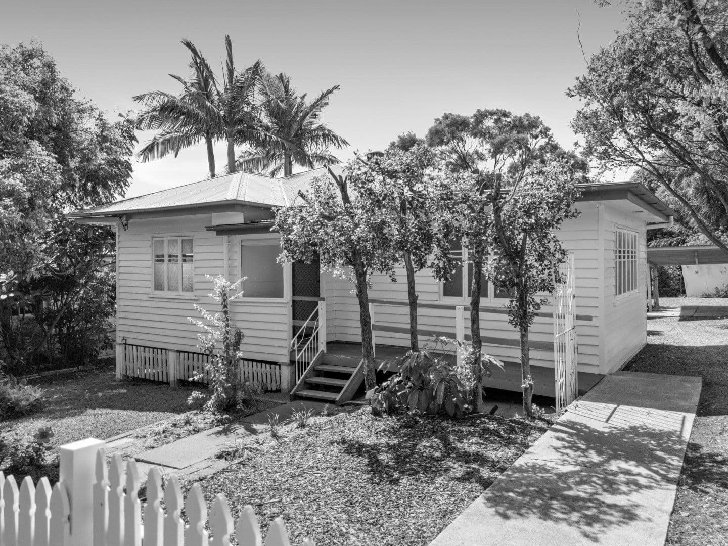 12 McGrath Lane, Booval, Booval — photo 1 of 6