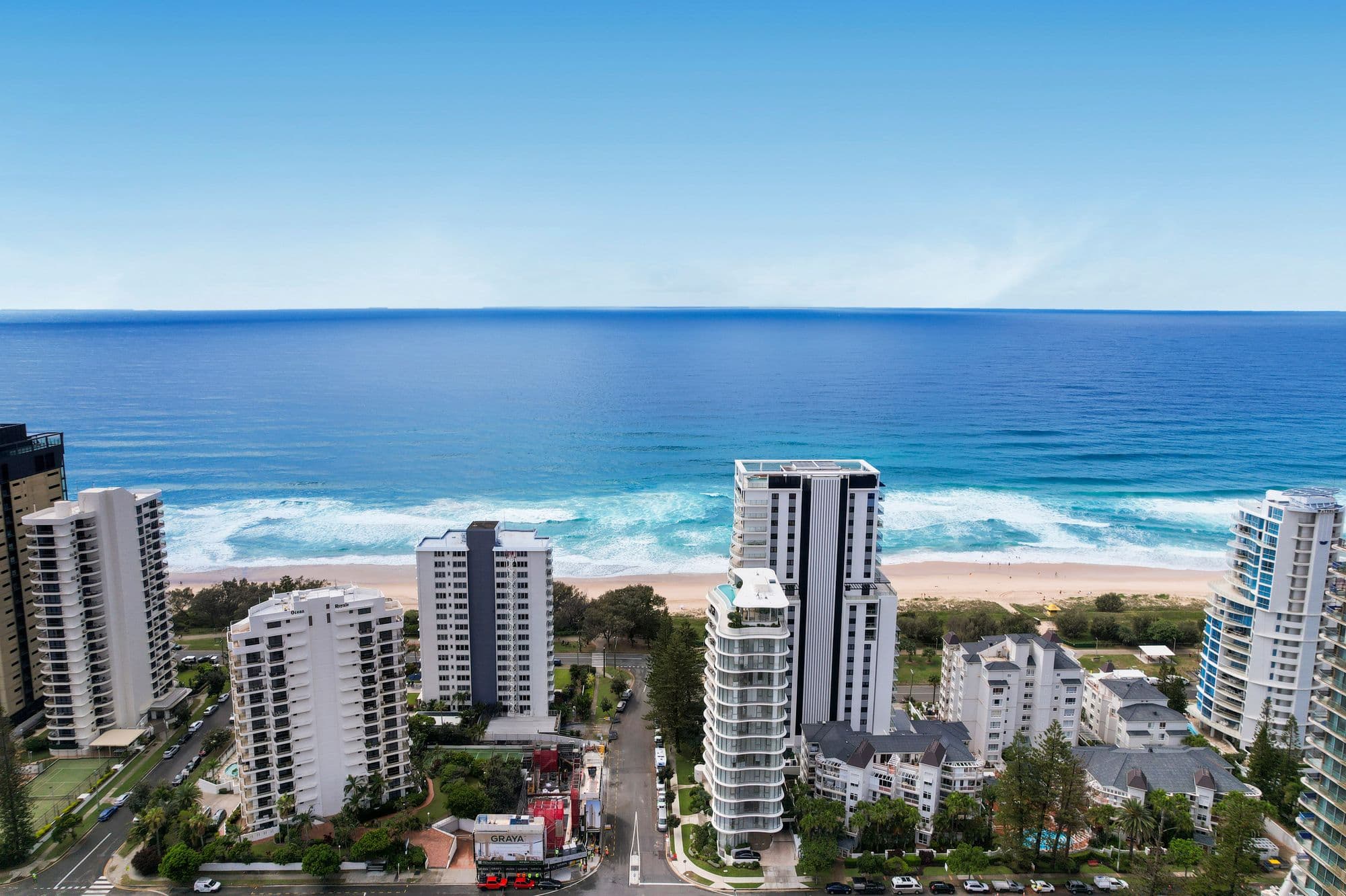 17/117 Old Burleigh Road, Broadbeach — photo 1 of 5