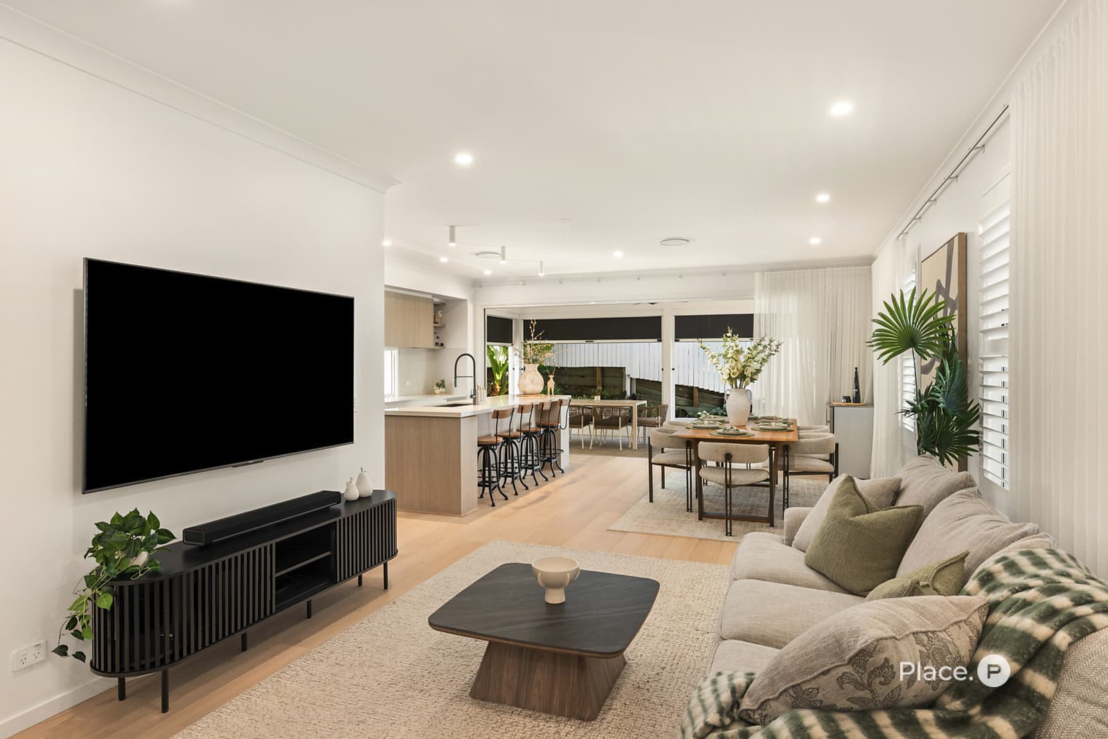 6 Horsington Street, Morningside - Image 1