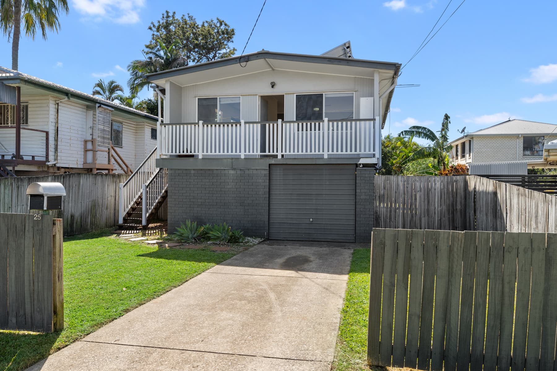25 Cavell Street, Birkdale — photo 1 of 5