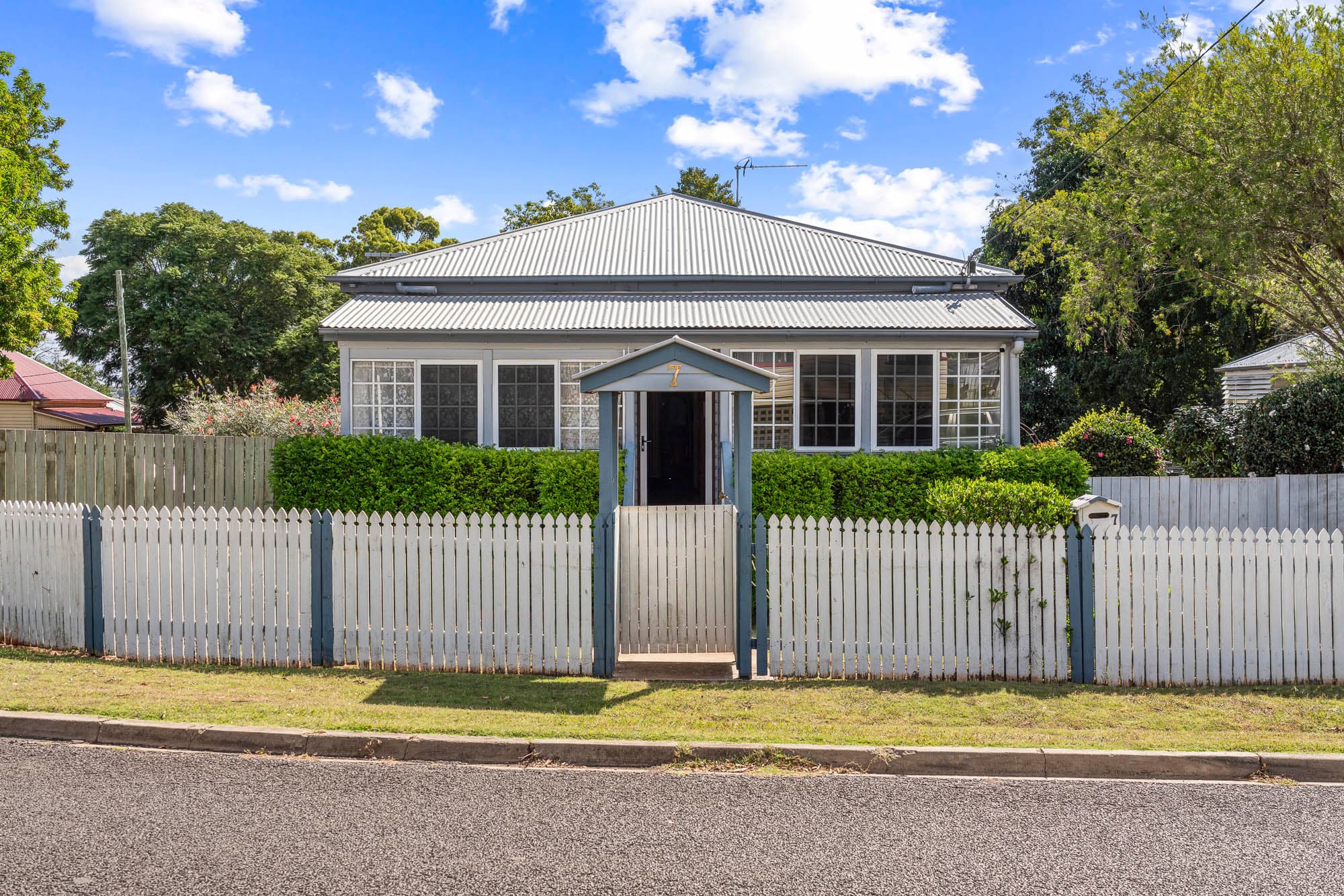 7 Peel Street, South Toowoomba - Image 1