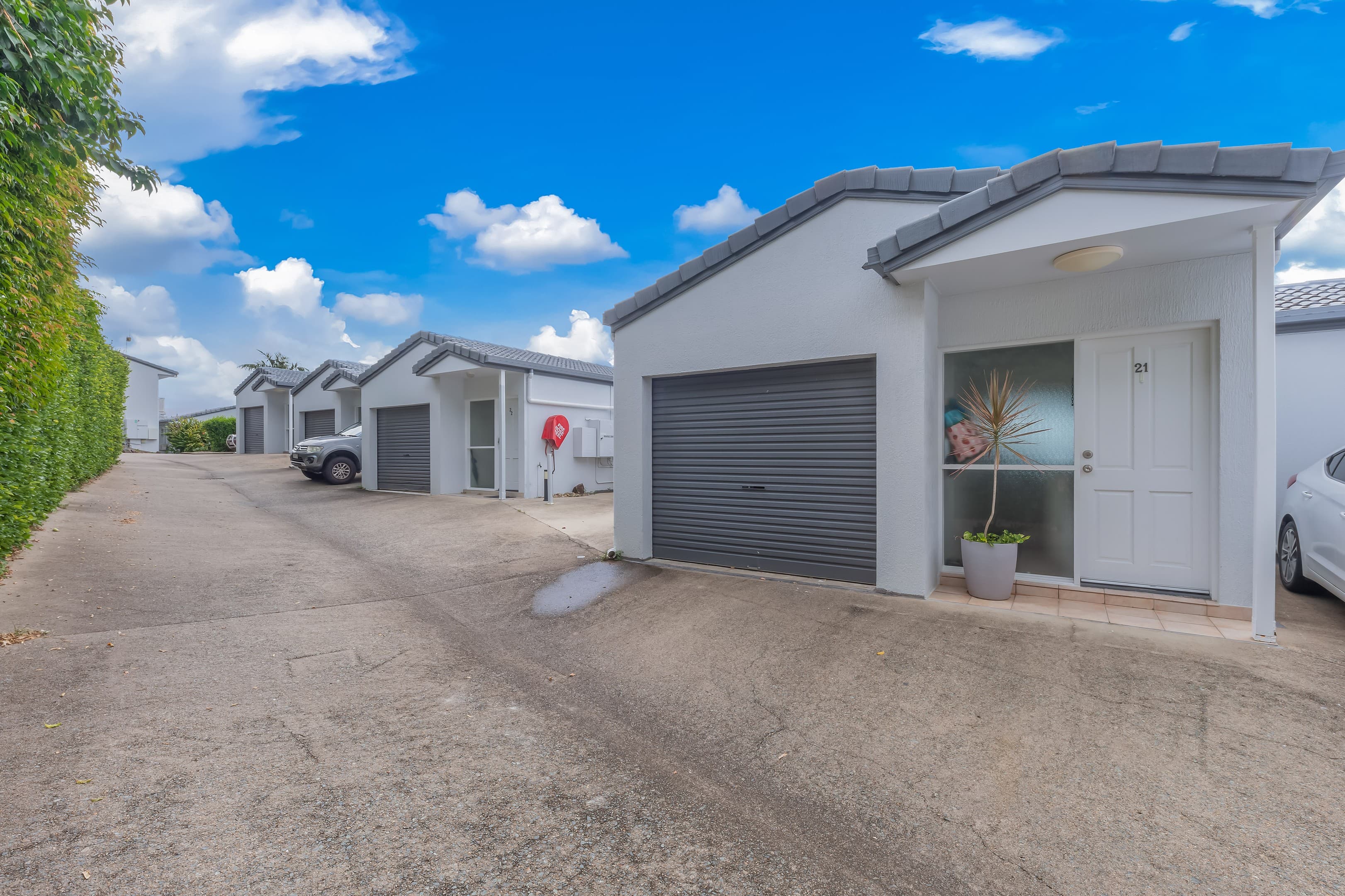 21/12 Eshelby Drive, Cannonvale — photo 1 of 5