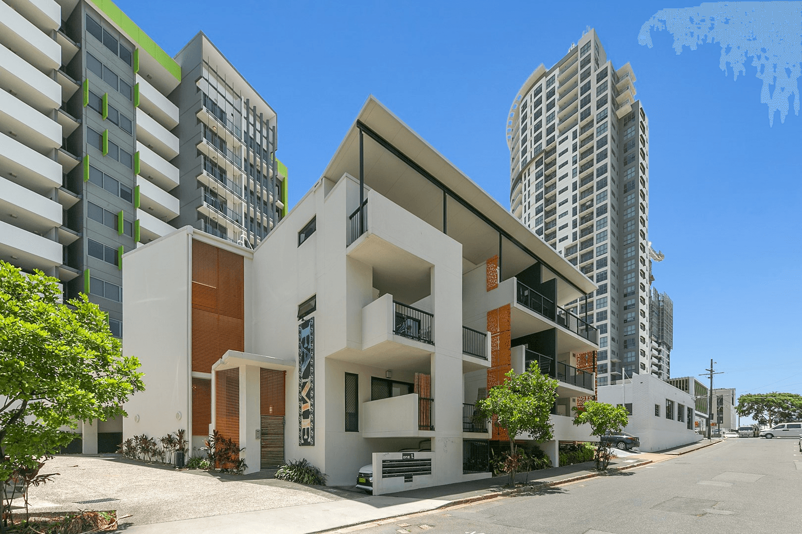2/1 Hurworth Street, Bowen Hills - Image 1