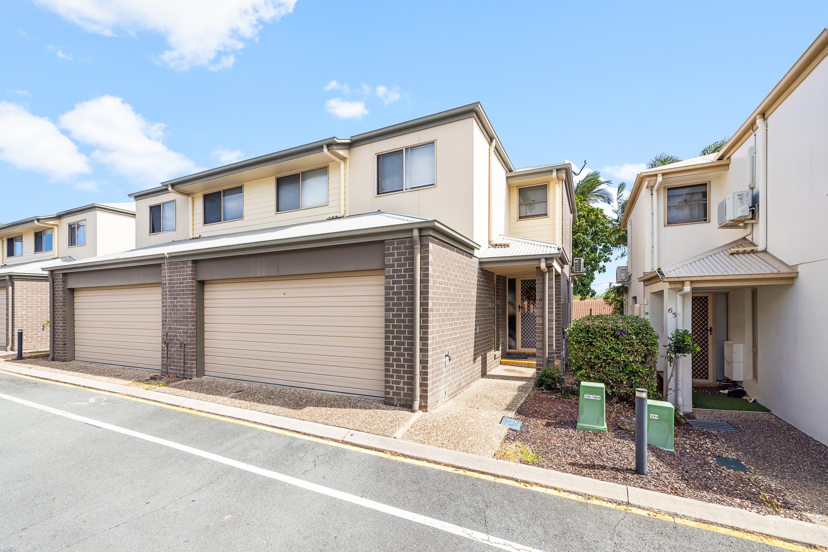 ID:21172952/439 Elizabeth Avenue, Kippa-Ring — photo 1 of 5