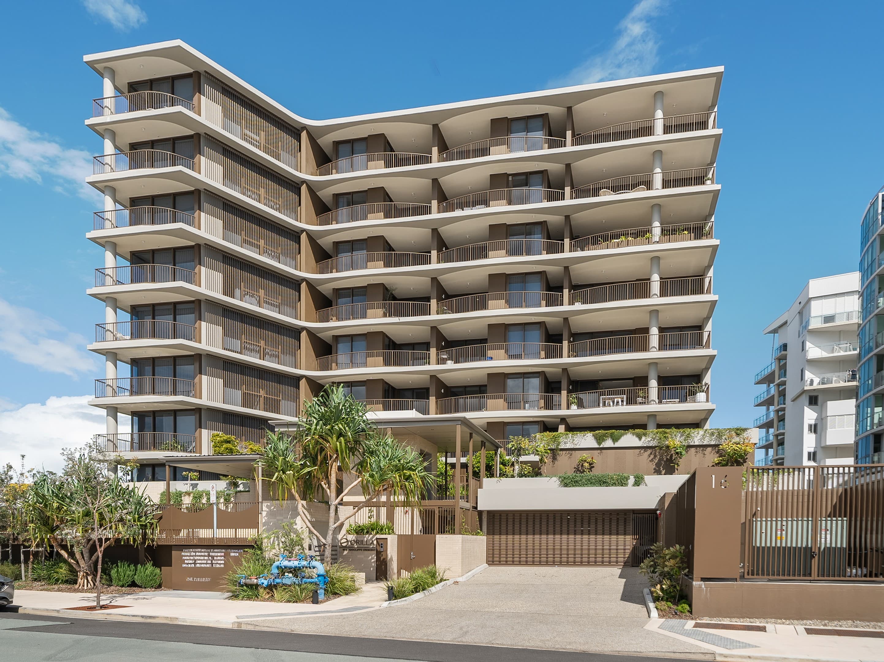 303/16 Woodcliffe Crescent, Woody Point — photo 1 of 5