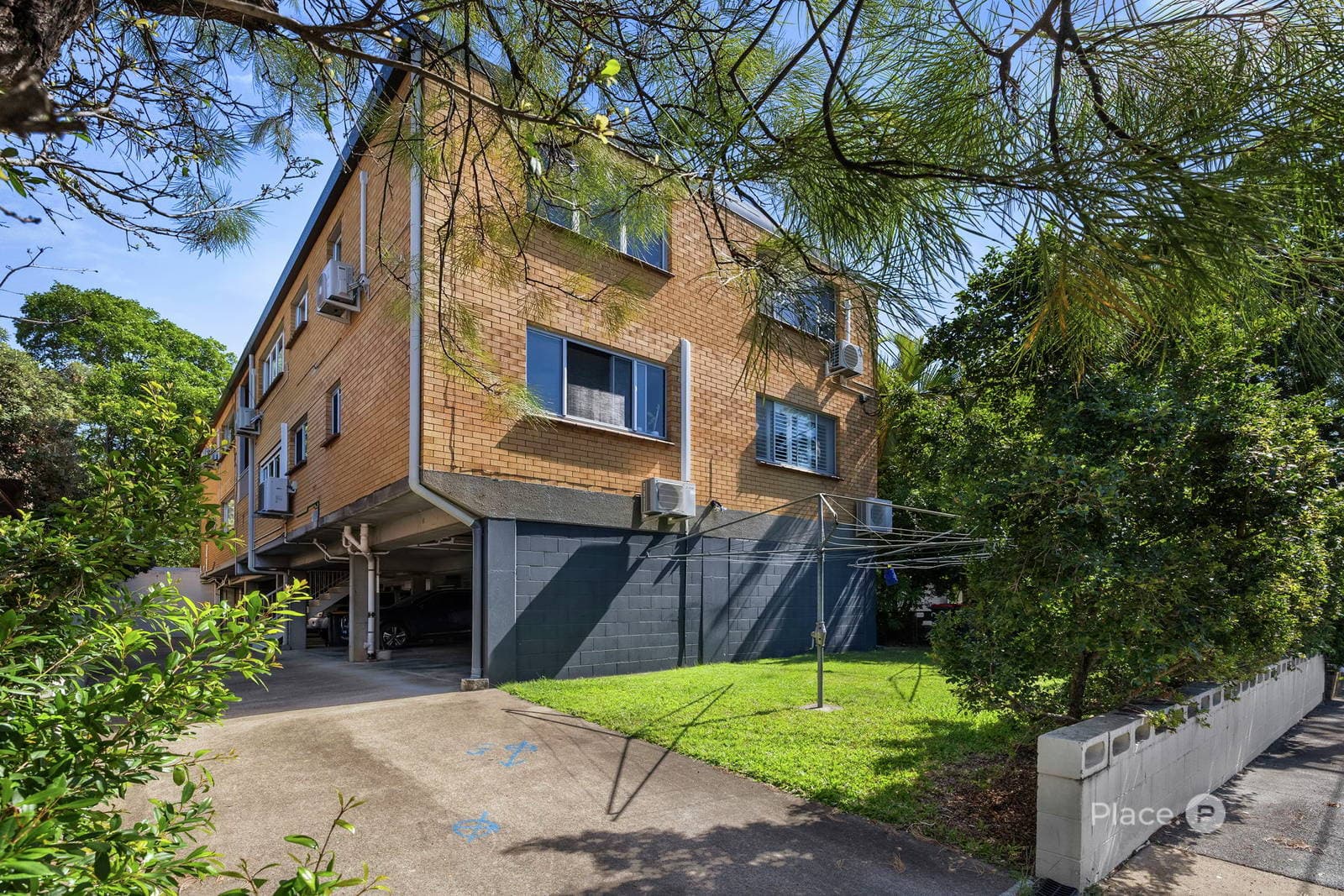 7/4 Abbott Street, New Farm - Image 1