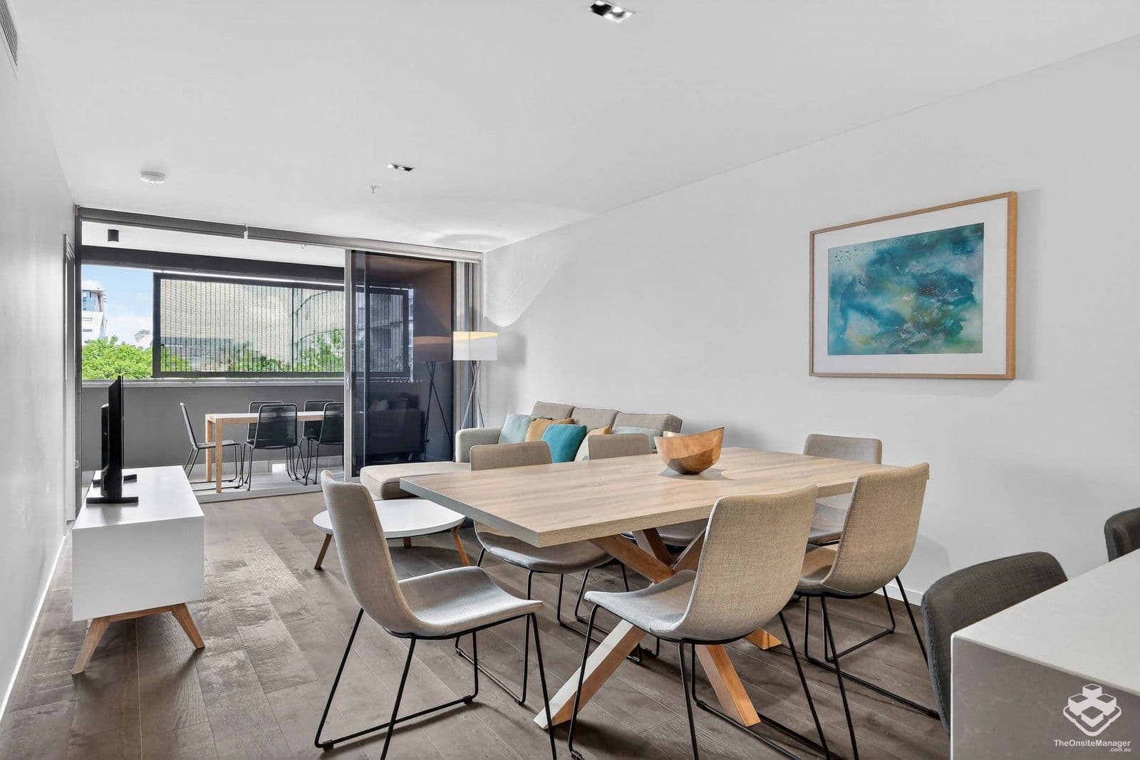 410/70 Longland Street, Newstead - Image 1