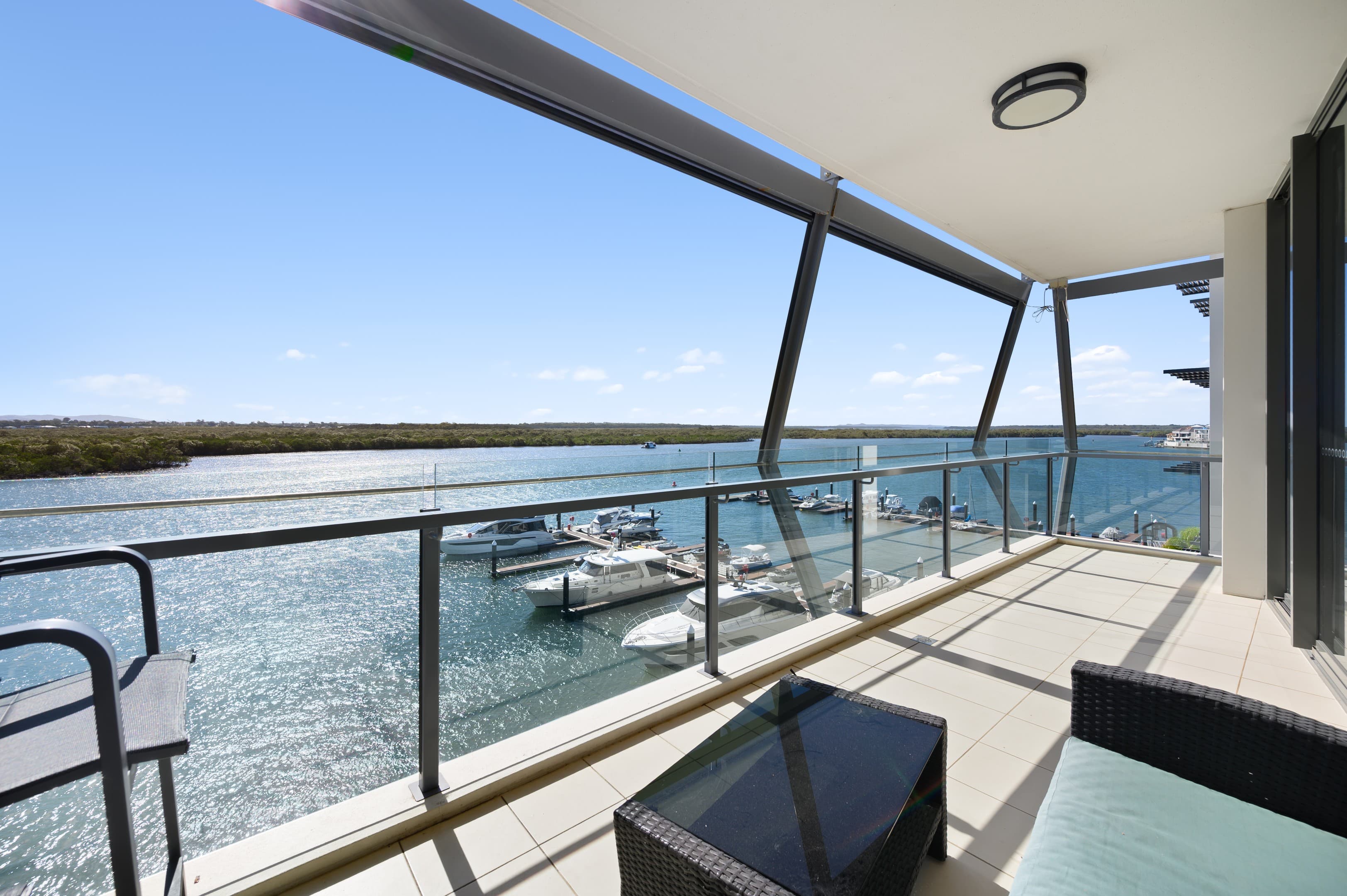 3401/4 Marina Promenade, Paradise Point - Image 1