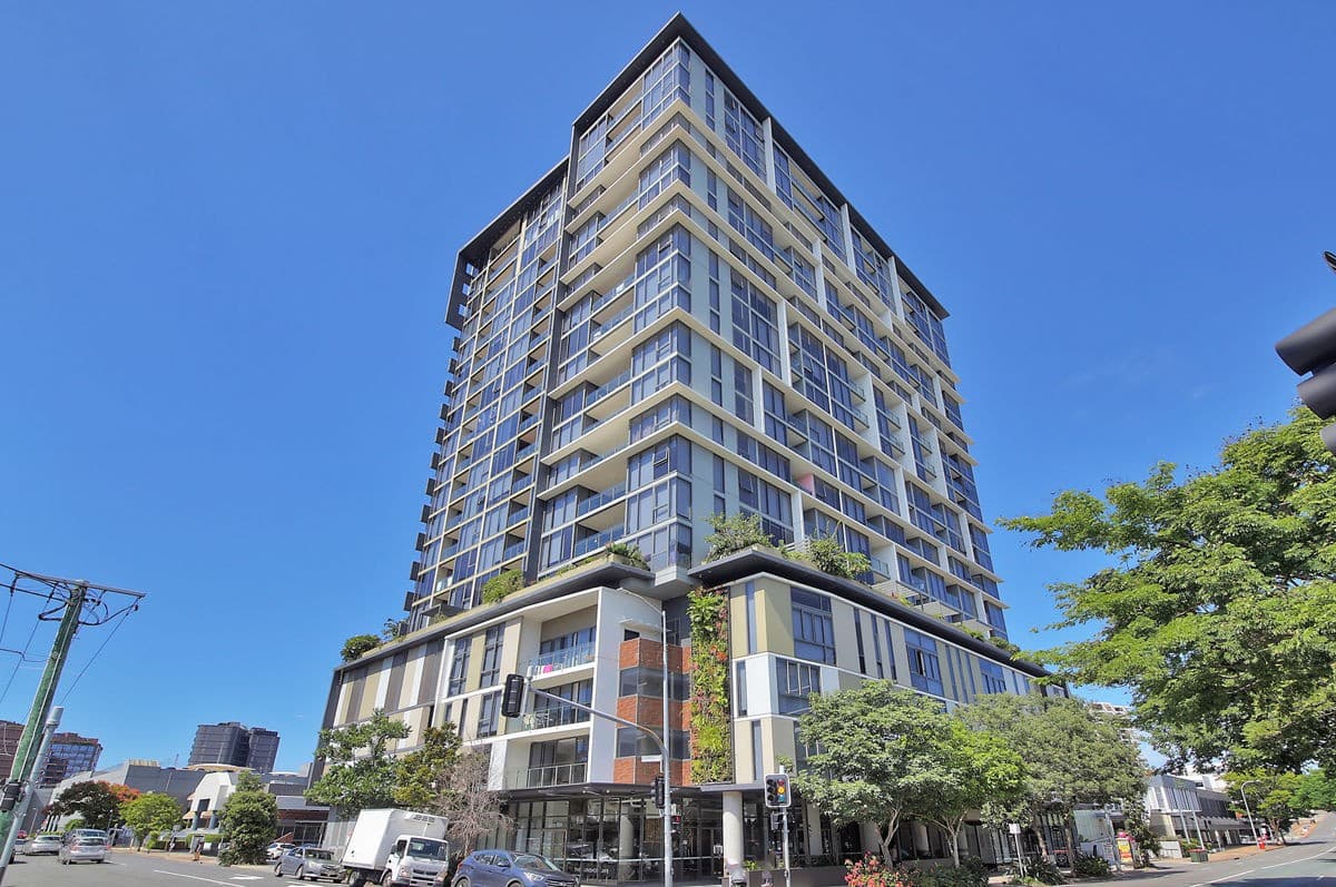 704/48 JEPHSON STREET, Toowong - Image 1