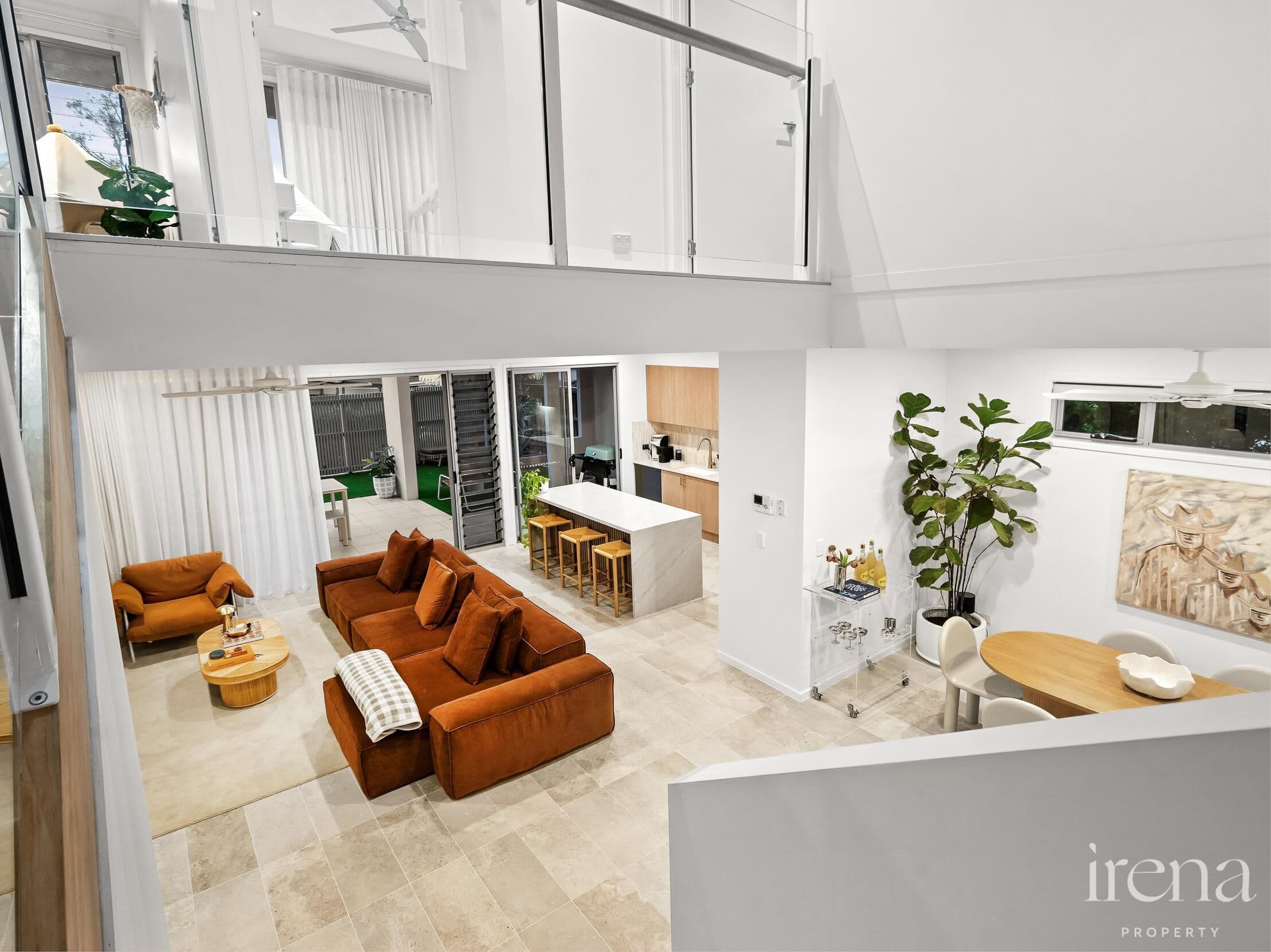 House 17/30 Oakview Circuit, Brookwater, Brookwater sold property photo
