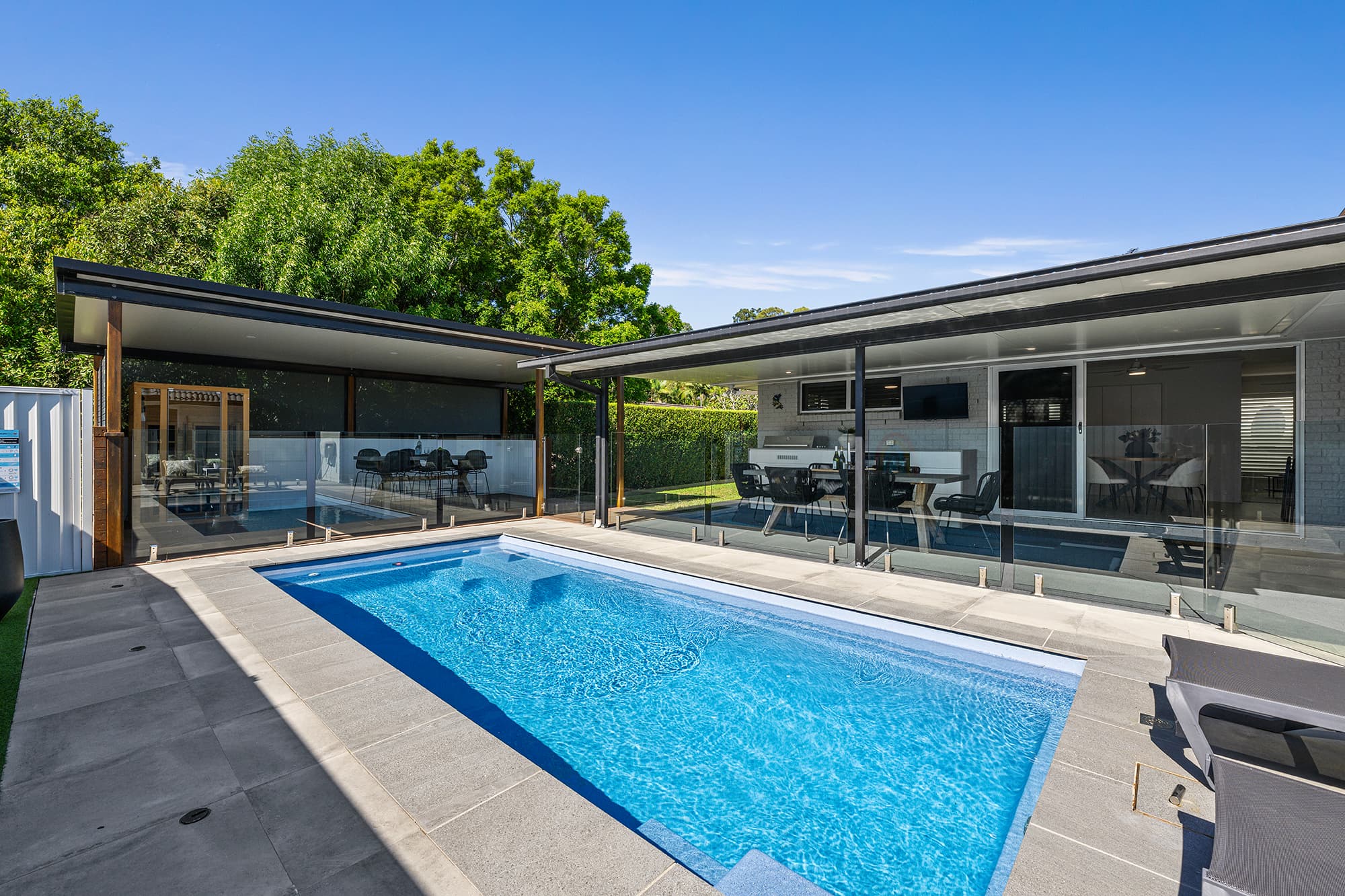 17 Orchna Street, Burleigh Heads - Image 1