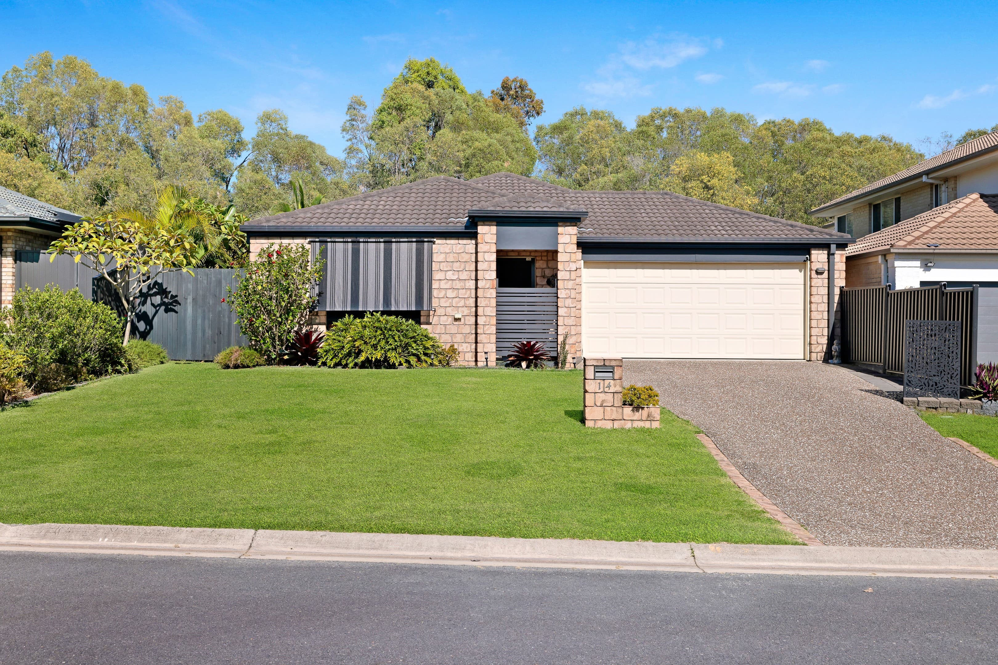 14 Elimbah Street, Pacific Pines — photo 1 of 5