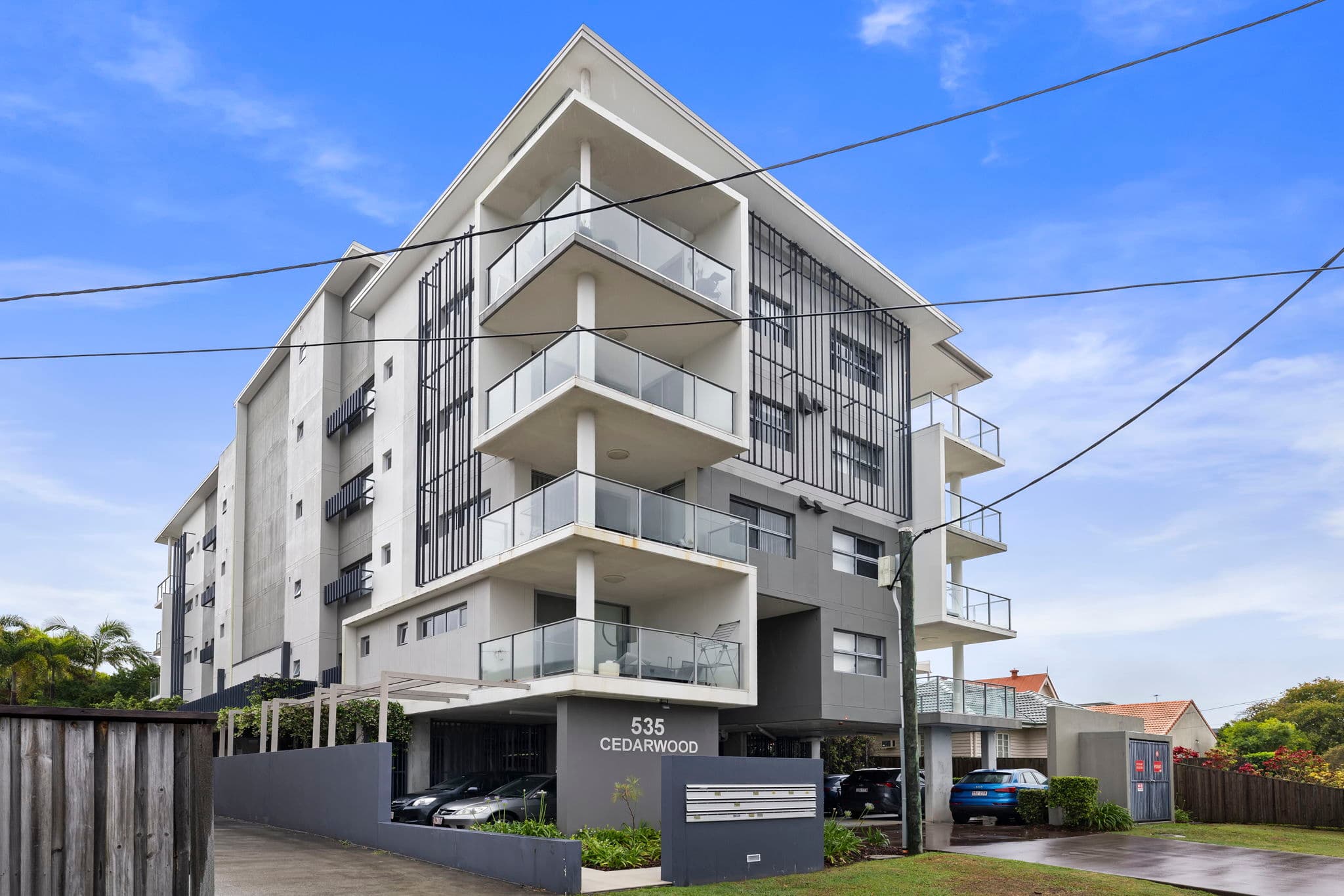 20/535 Oxley Road, Sherwood - Image 1