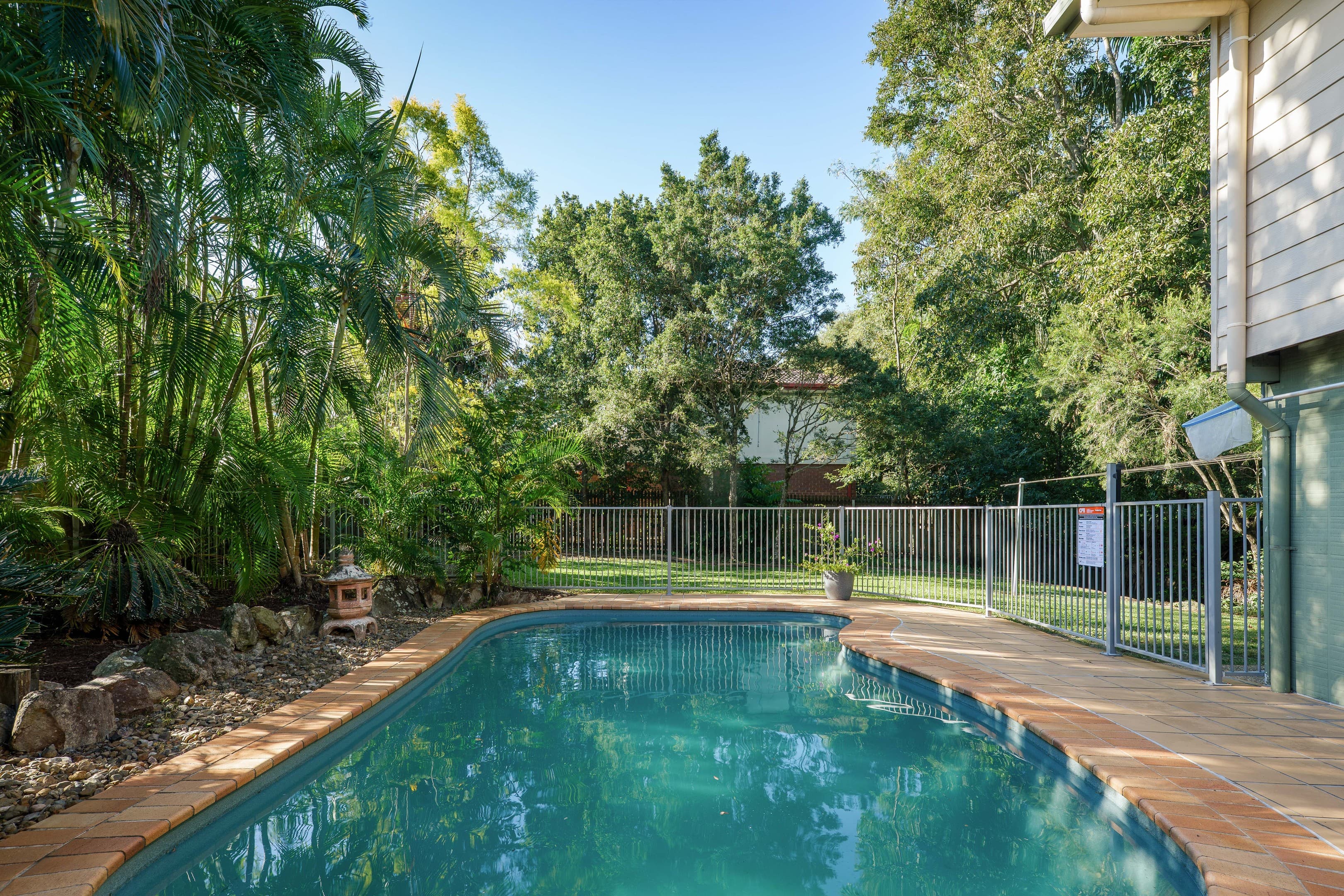 7 Veronica Avenue, Daisy Hill - Image 1