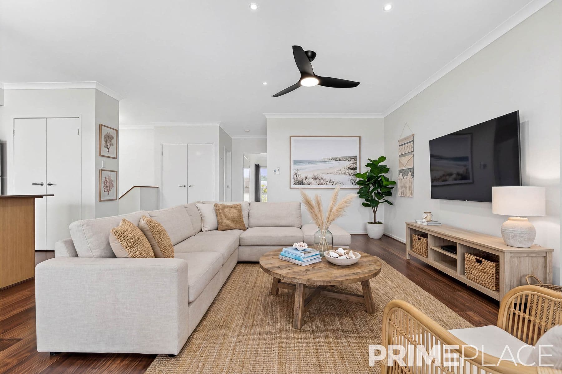 61 OPPERMAN DRIVE, Springfield Lakes - Image 1