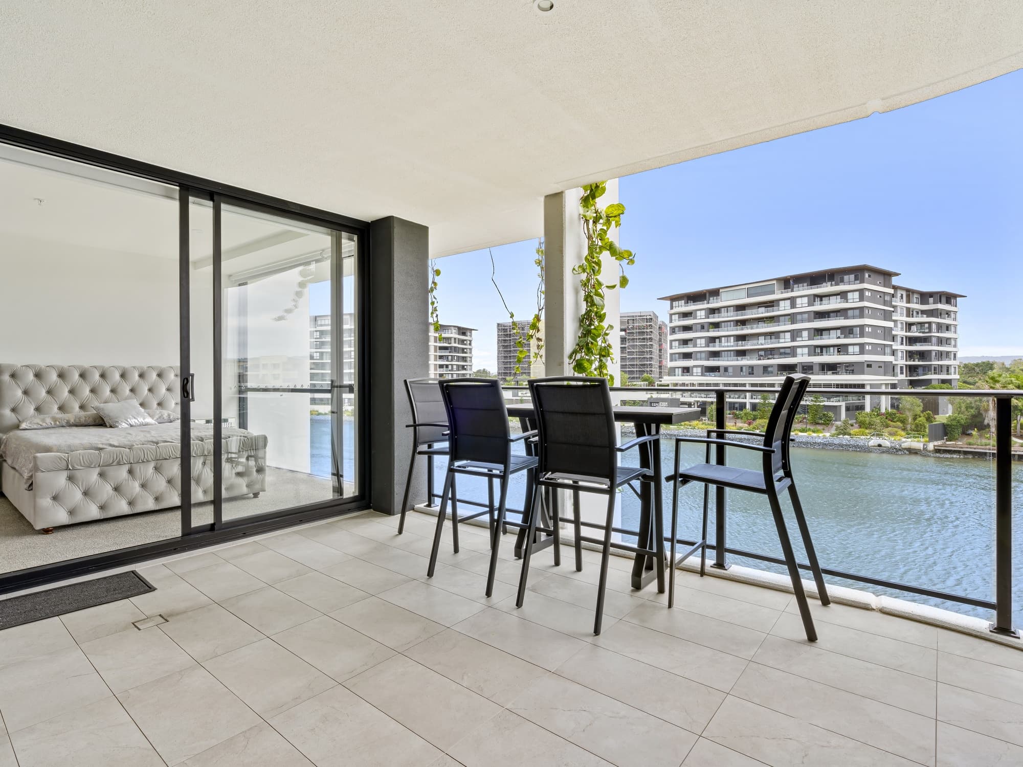 1306/10 Sickle Avenue, Hope Island - Image 1