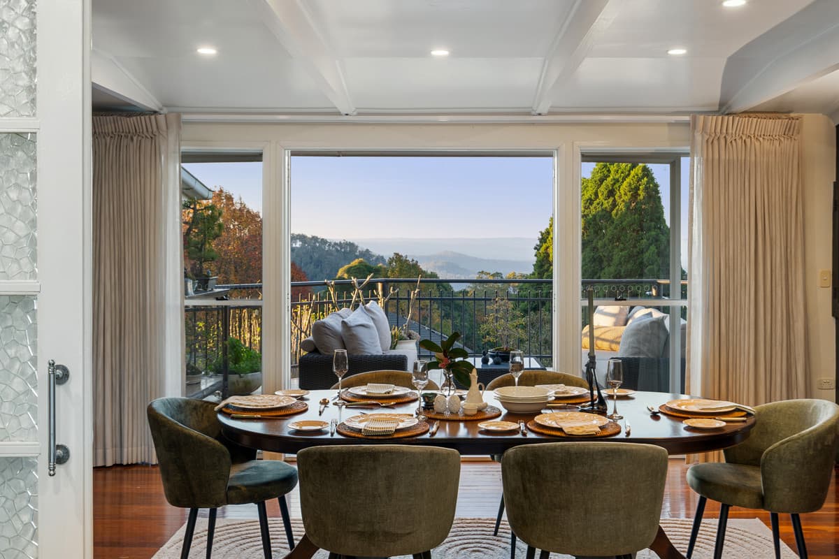 12 Wooldridge Street, Mount Lofty — photo 1 of 5