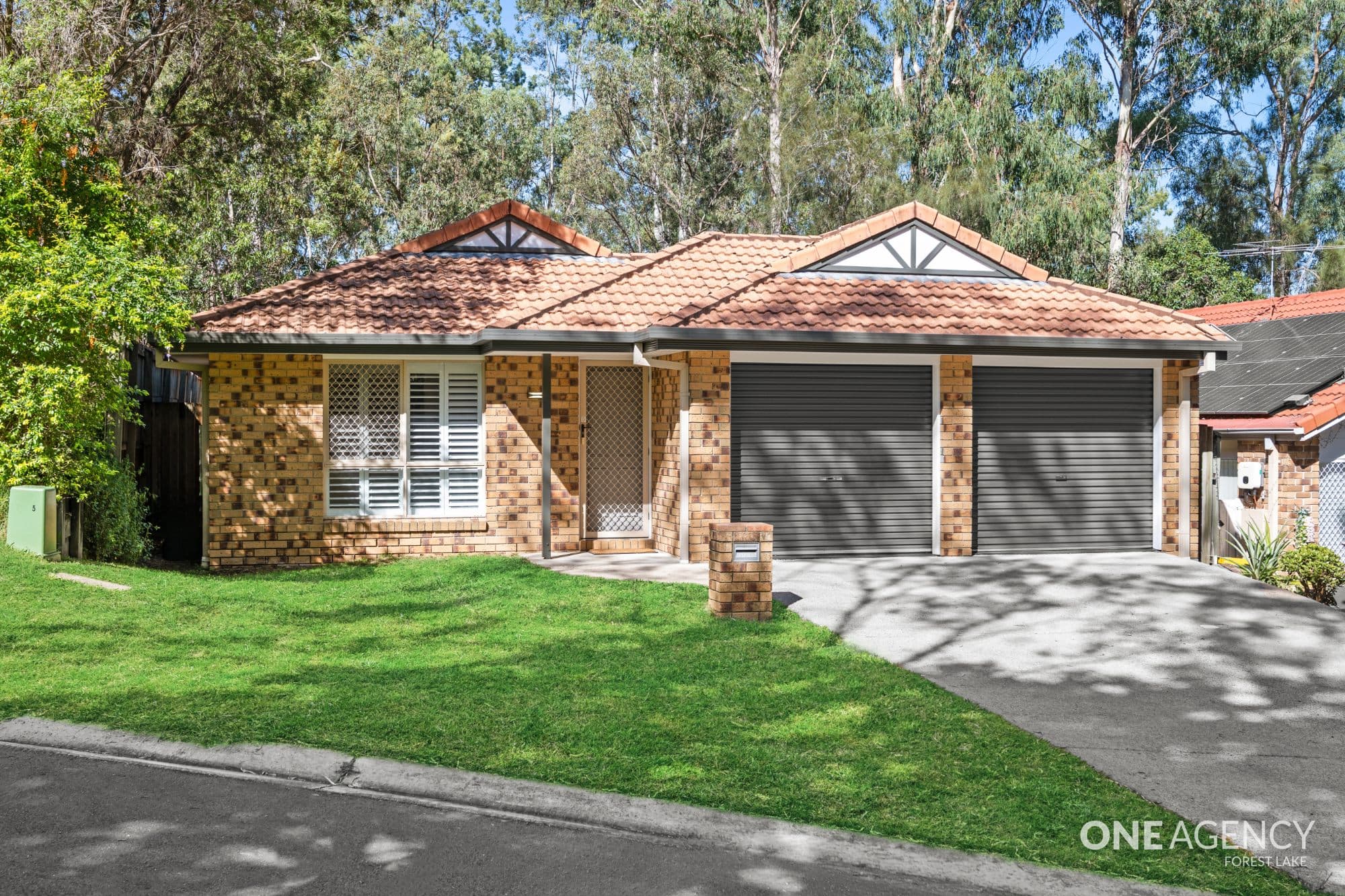 4 Lockyer Court, Forest Lake - Image 1