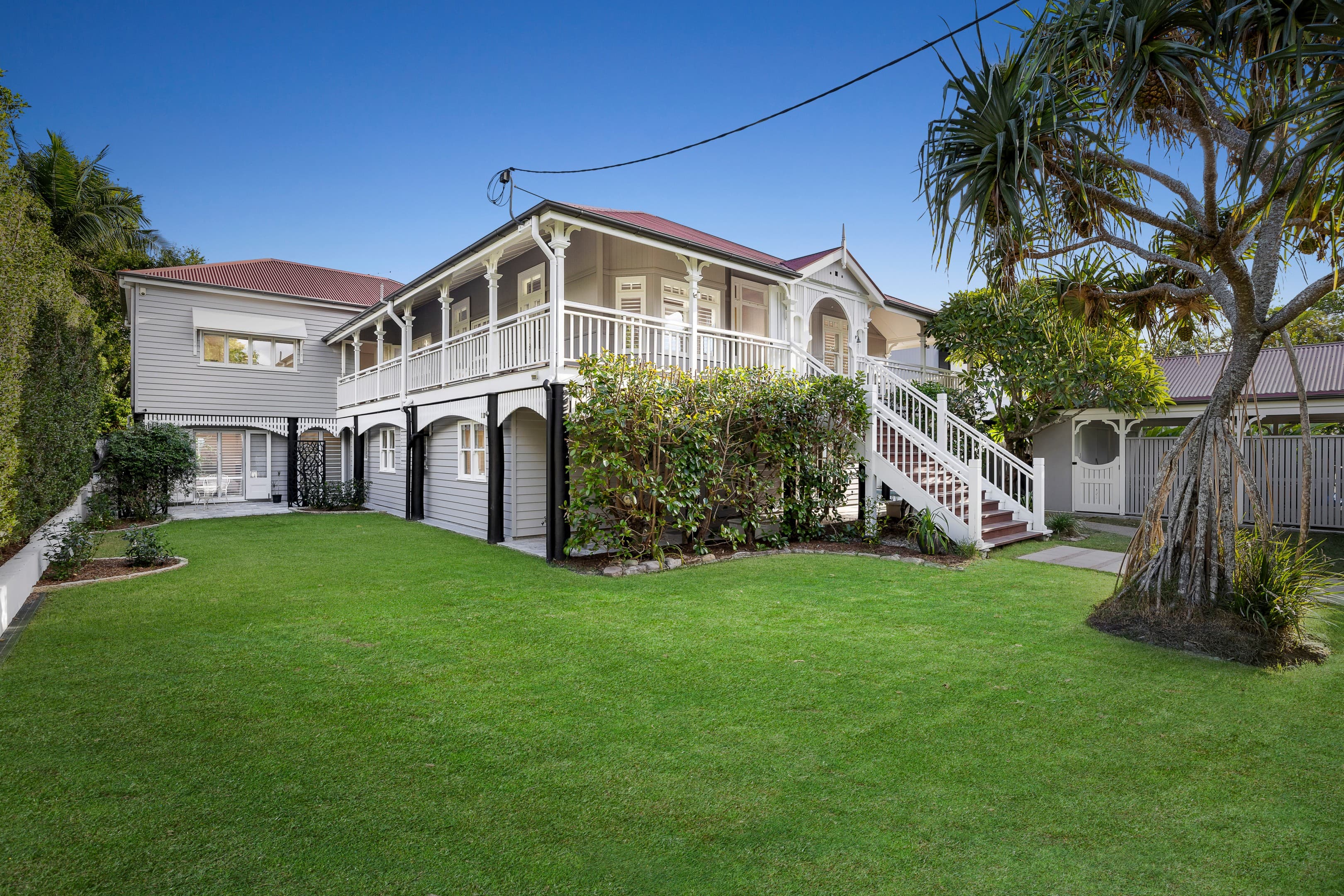 32 Kew Road, Graceville - Image 1