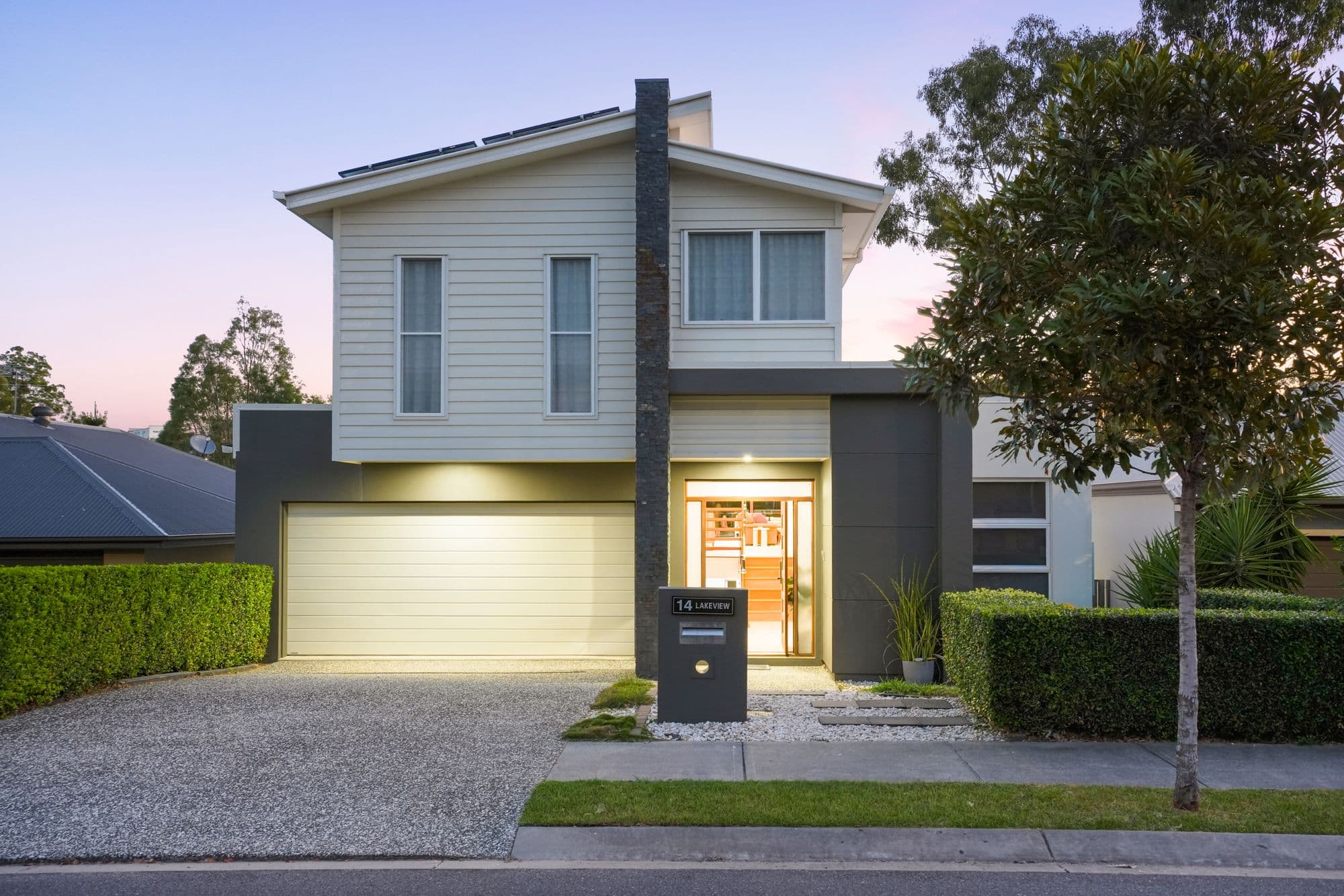 14 Lakeview Place, Springfield Lakes - Image 1