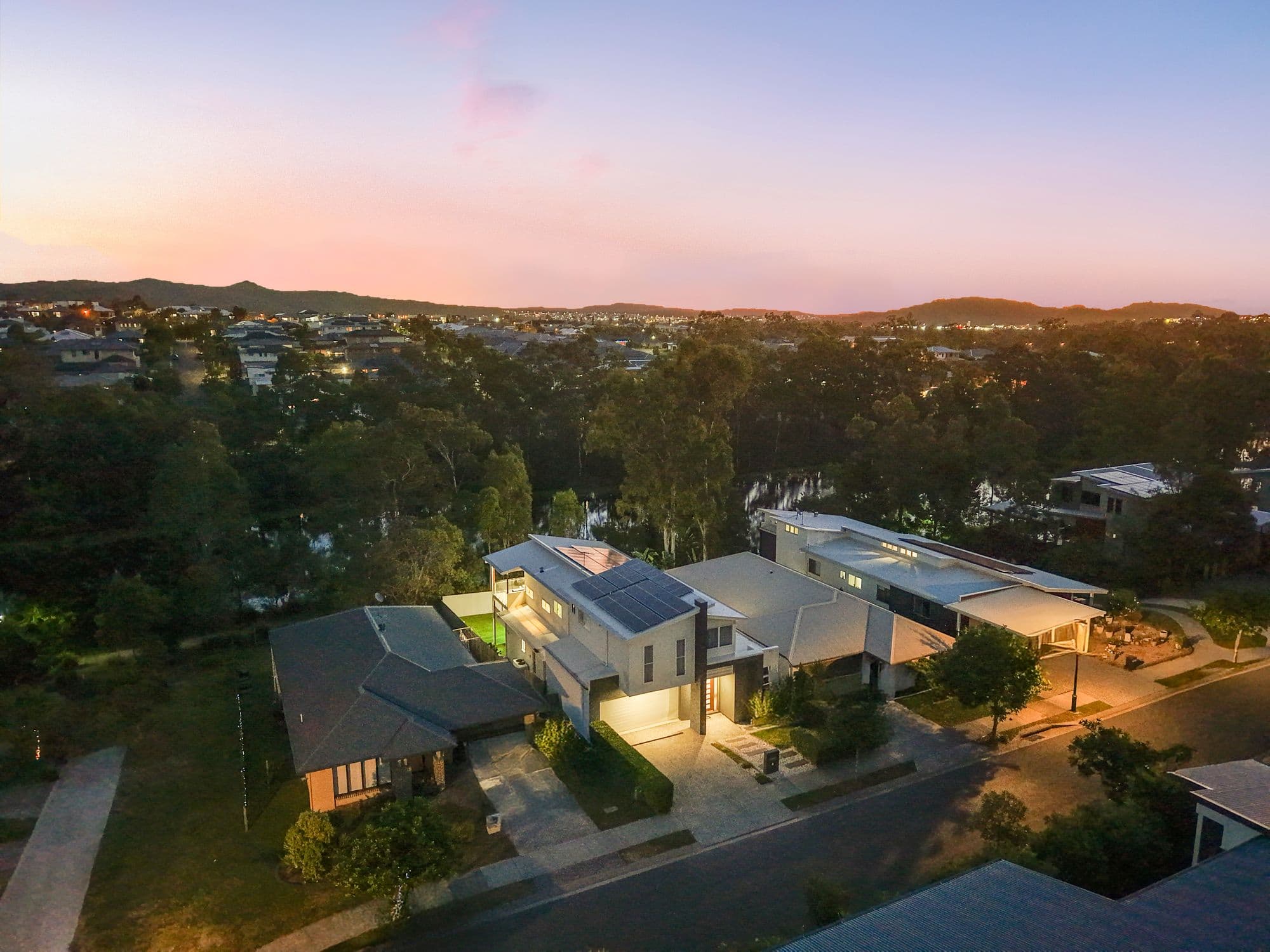 14 Lakeview Place, Springfield Lakes