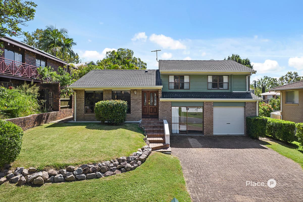 70 Indus Street, Camp Hill - Image 1