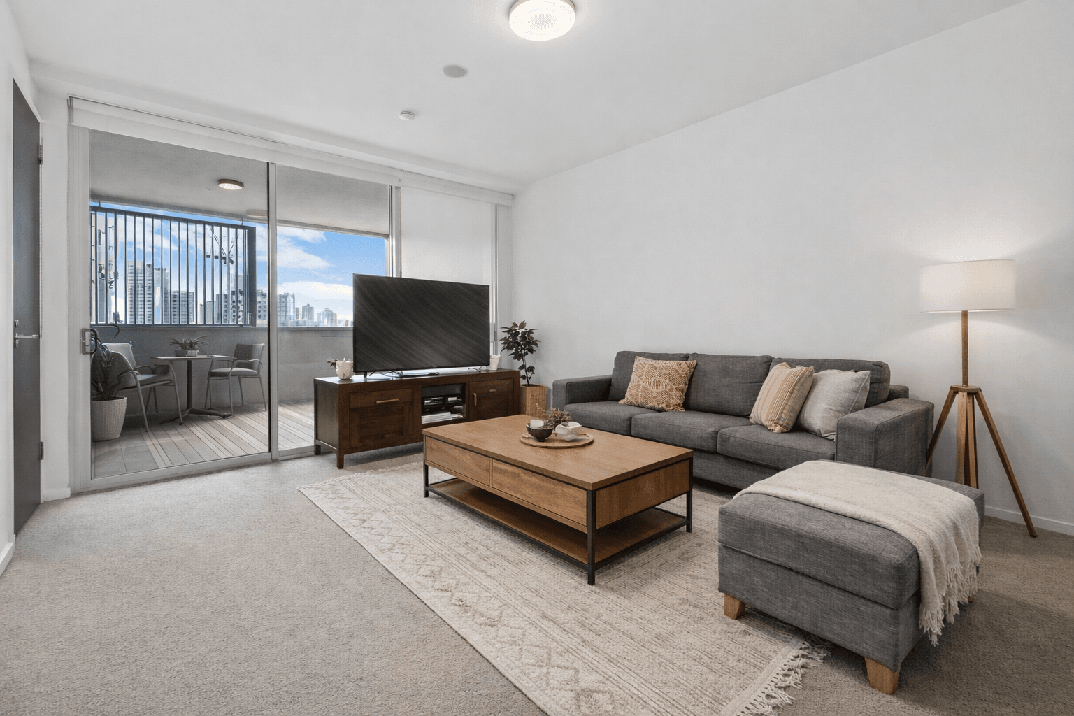 1306/18 Thorn Street, Kangaroo Point - Image 1