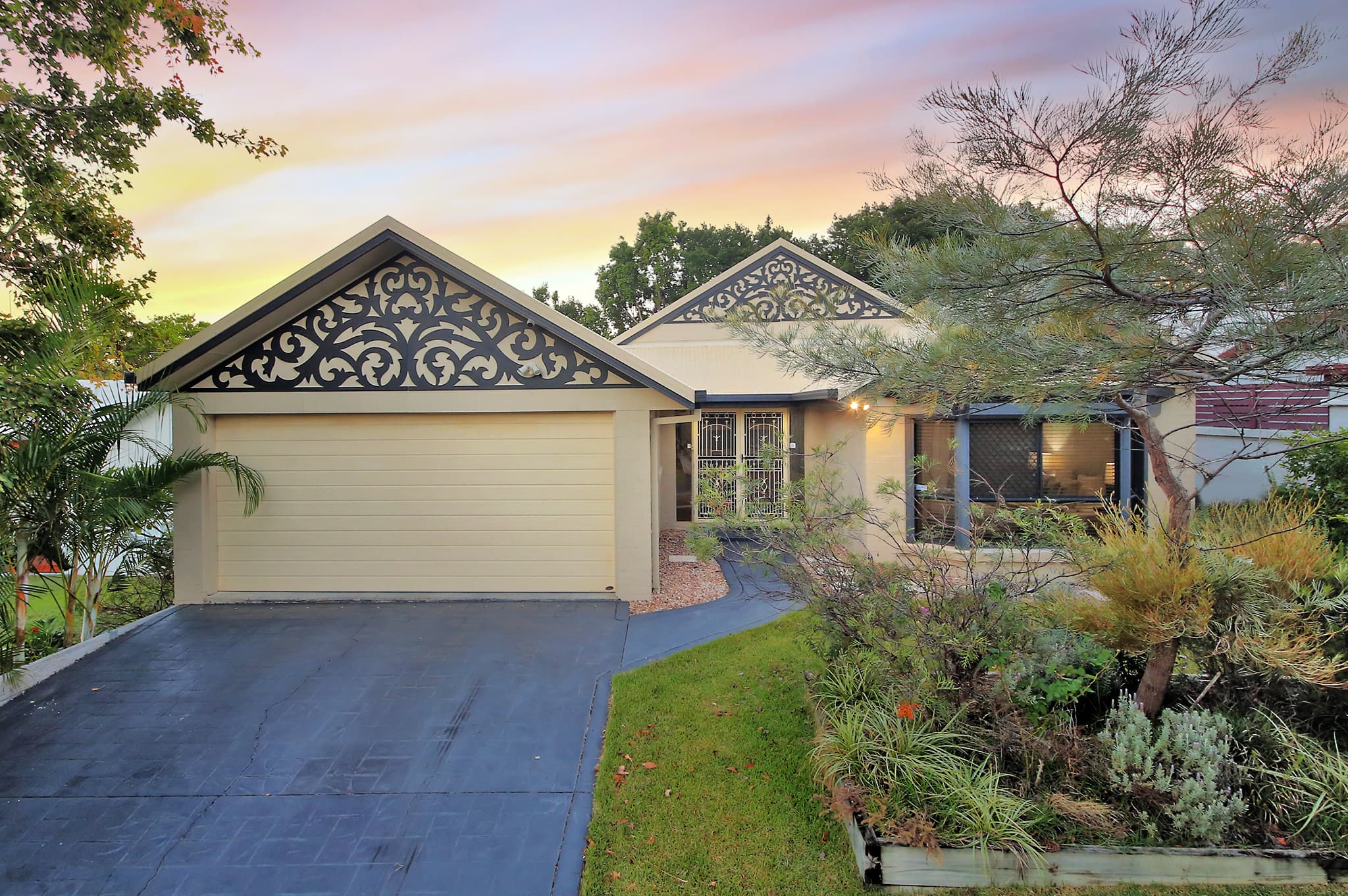 8 Weyba Close, Forest Lake - Image 1