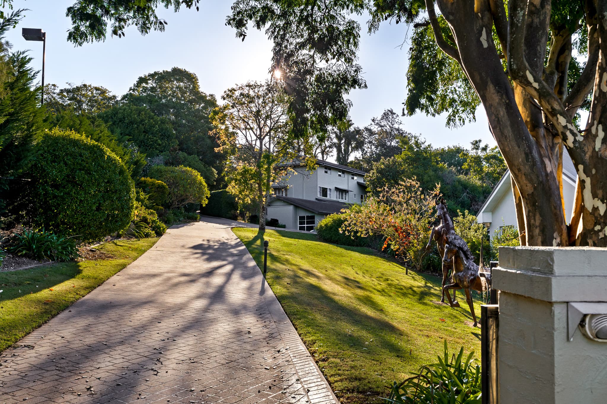 7 Curzon Street, Mount Lofty - Image 1