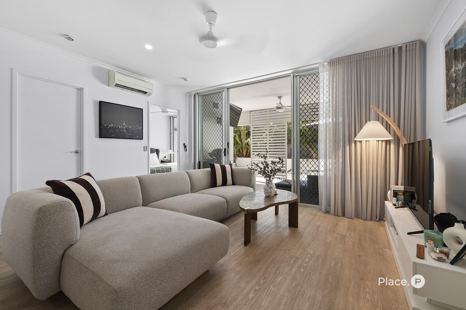 10/43 Beeston Street, Teneriffe — photo 1 of 5