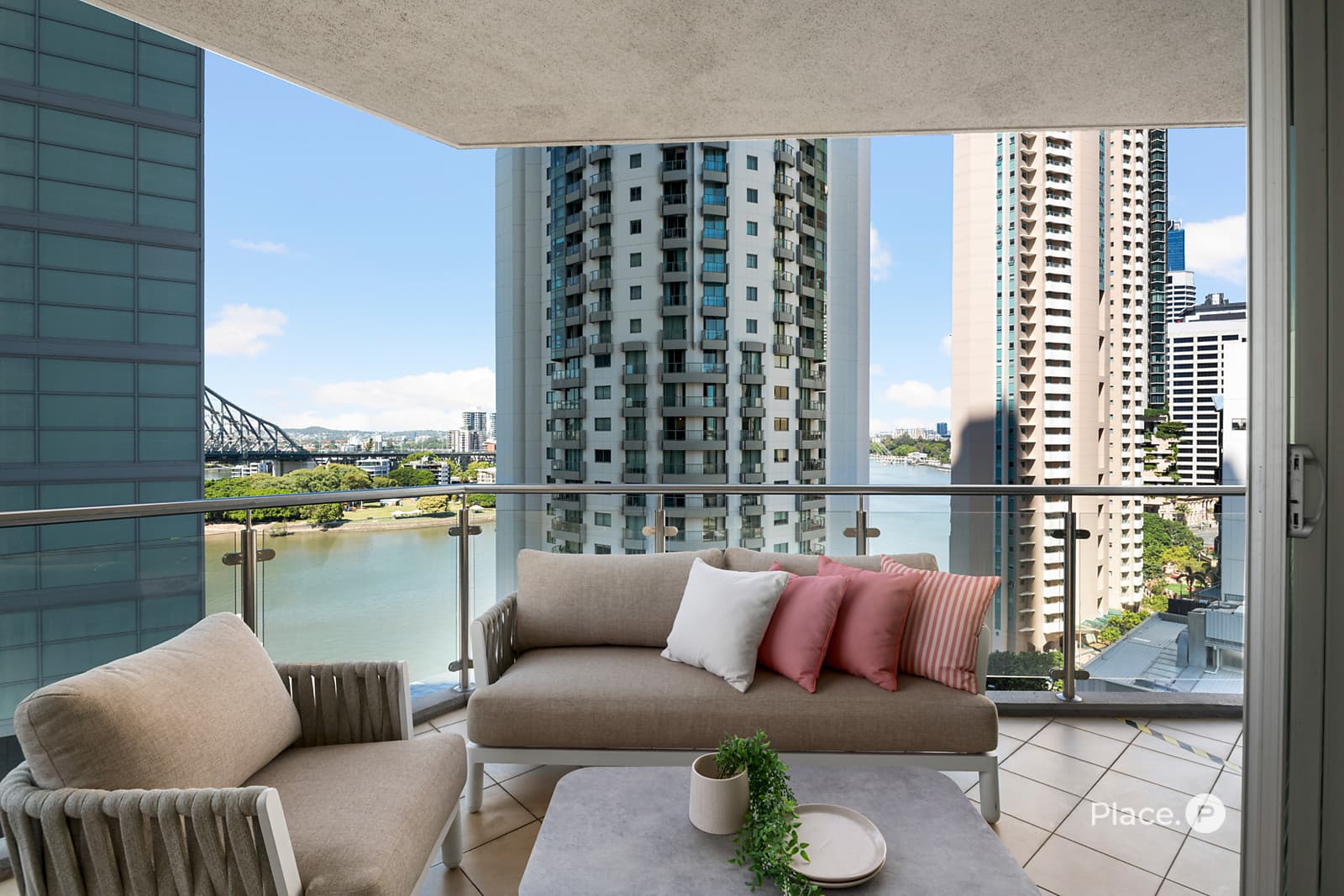 9/483 Adelaide Street, Brisbane City — photo 1 of 5