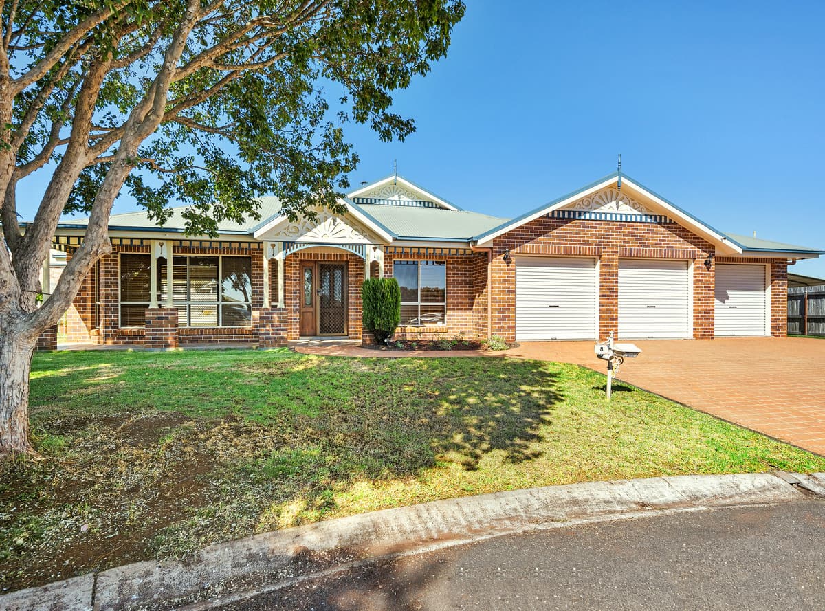 8 Beverley Close, Middle Ridge - Image 1