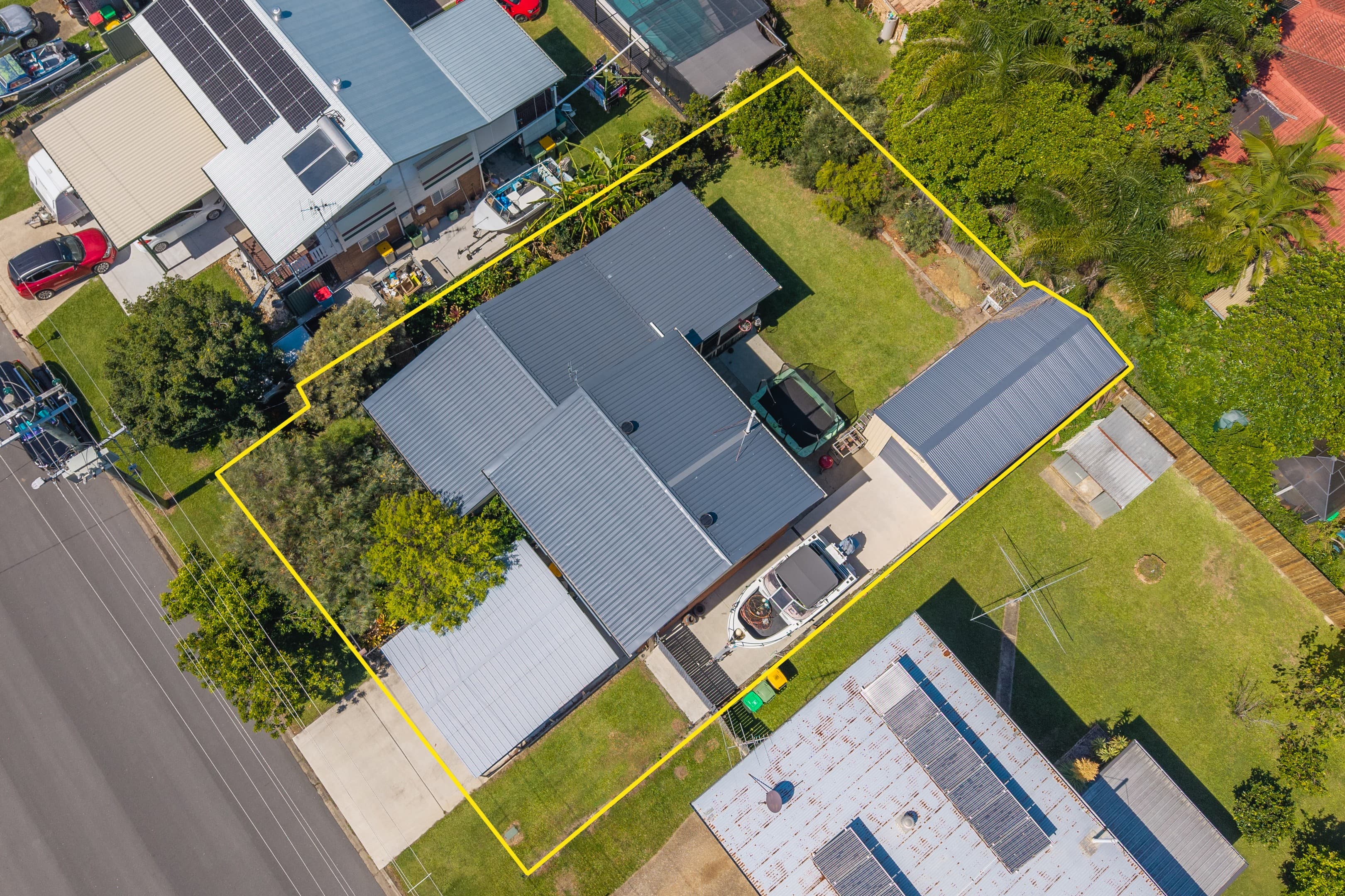 14 Richard Street, Caboolture — photo 1 of 11