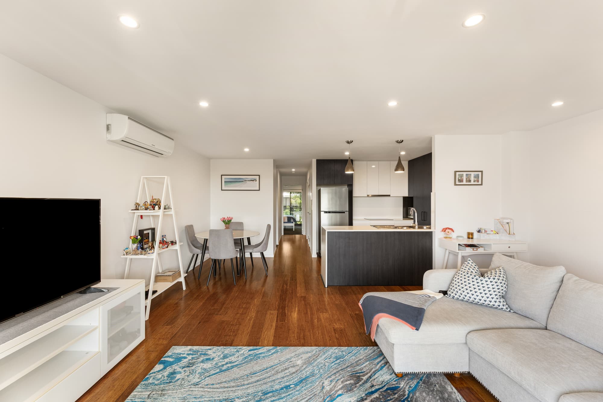 8/28 Wattle Avenue, Carina - Image 1