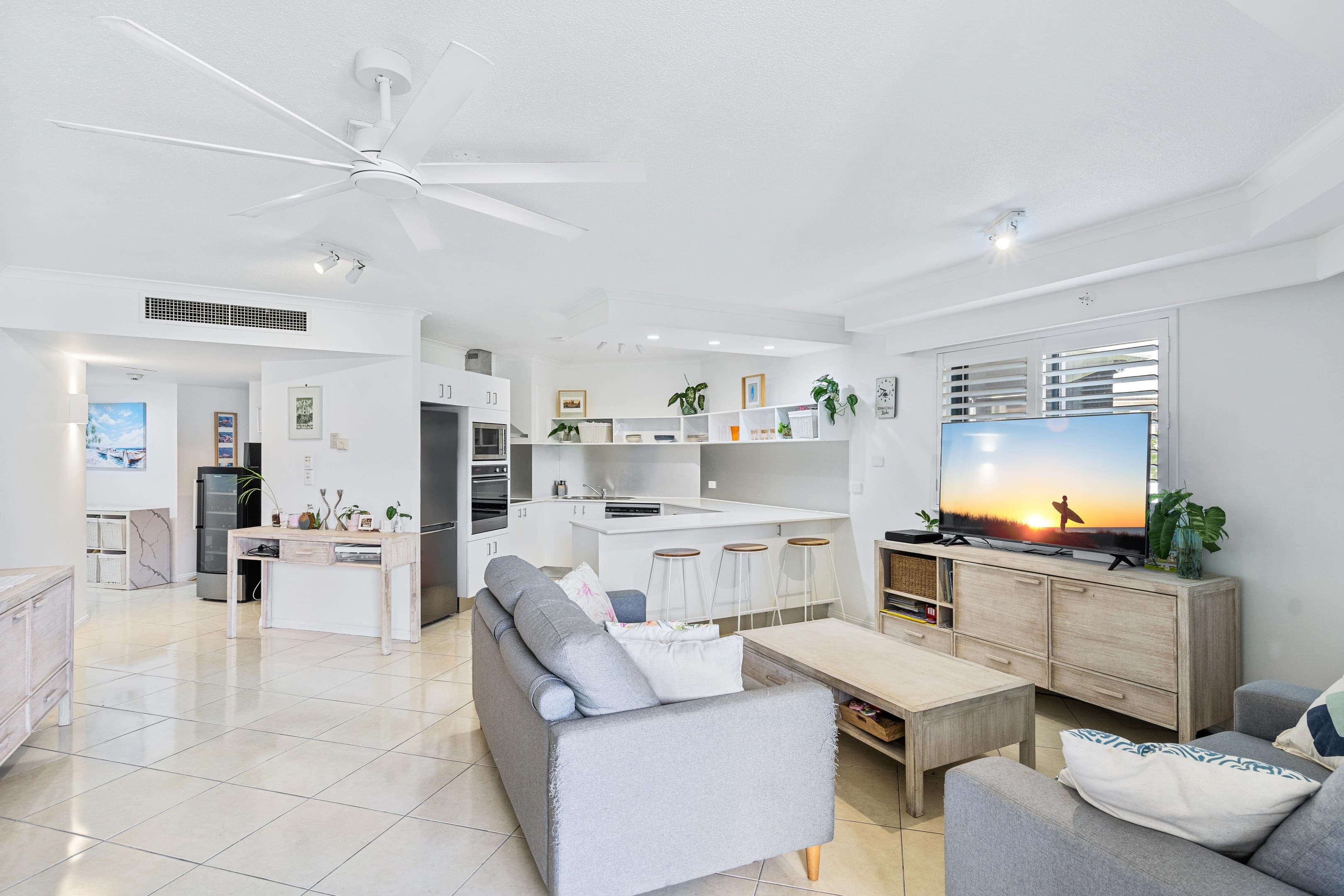 4/181 Esplanade, Cairns North — photo 1 of 5